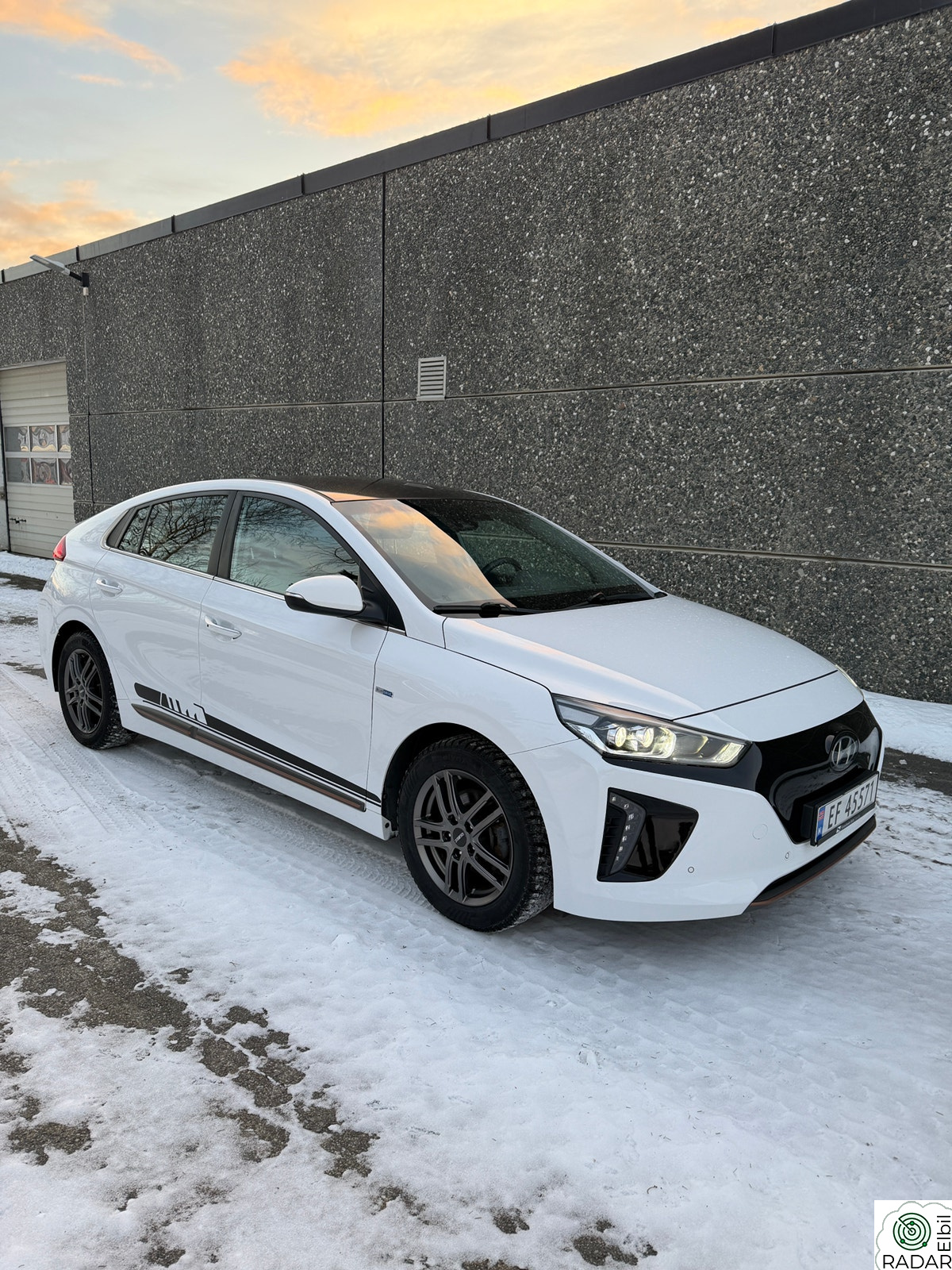 HYUNDAI IONIQ Teknikk