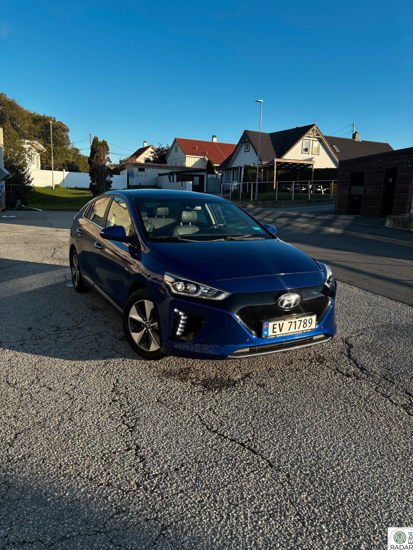 HYUNDAI IONIQ Teknikk