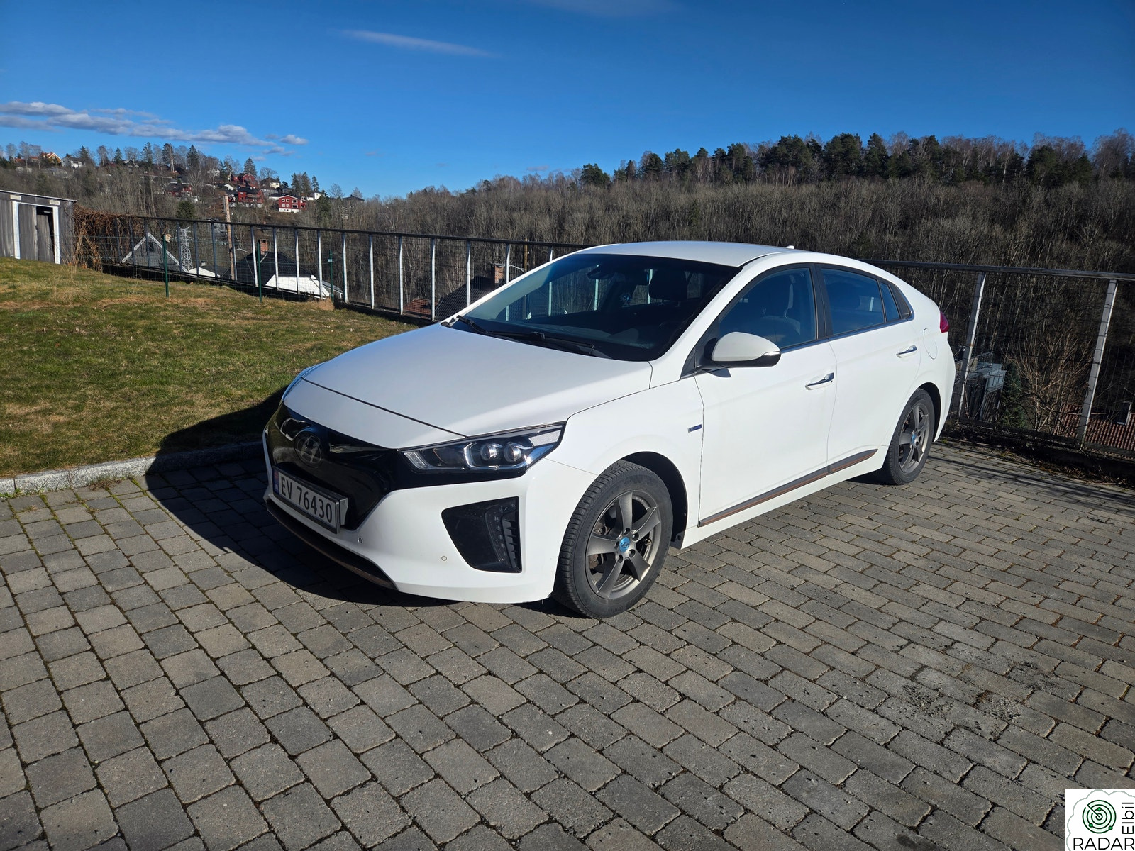 HYUNDAI IONIQ Teknikk