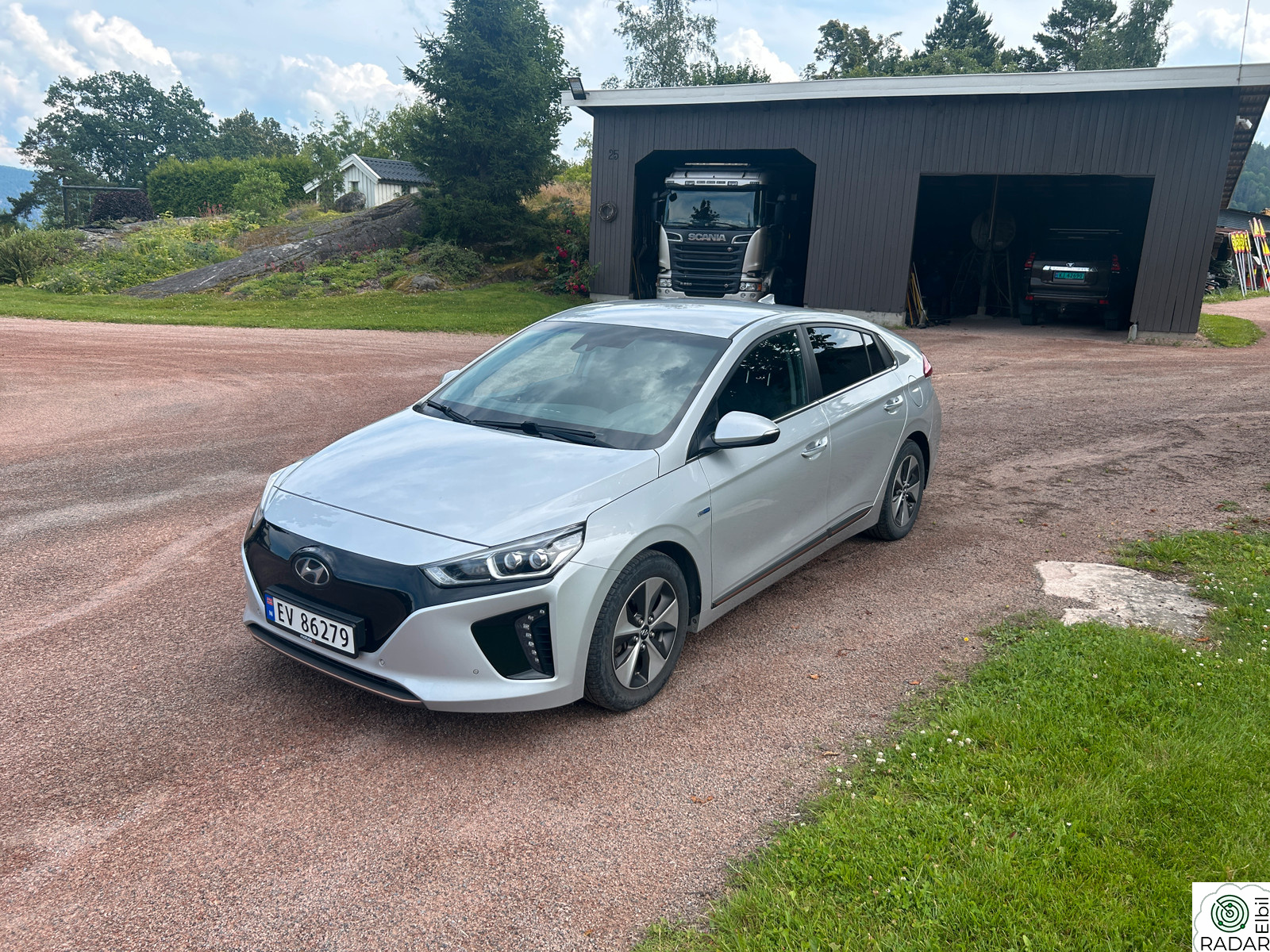 HYUNDAI IONIQ Teknikk
