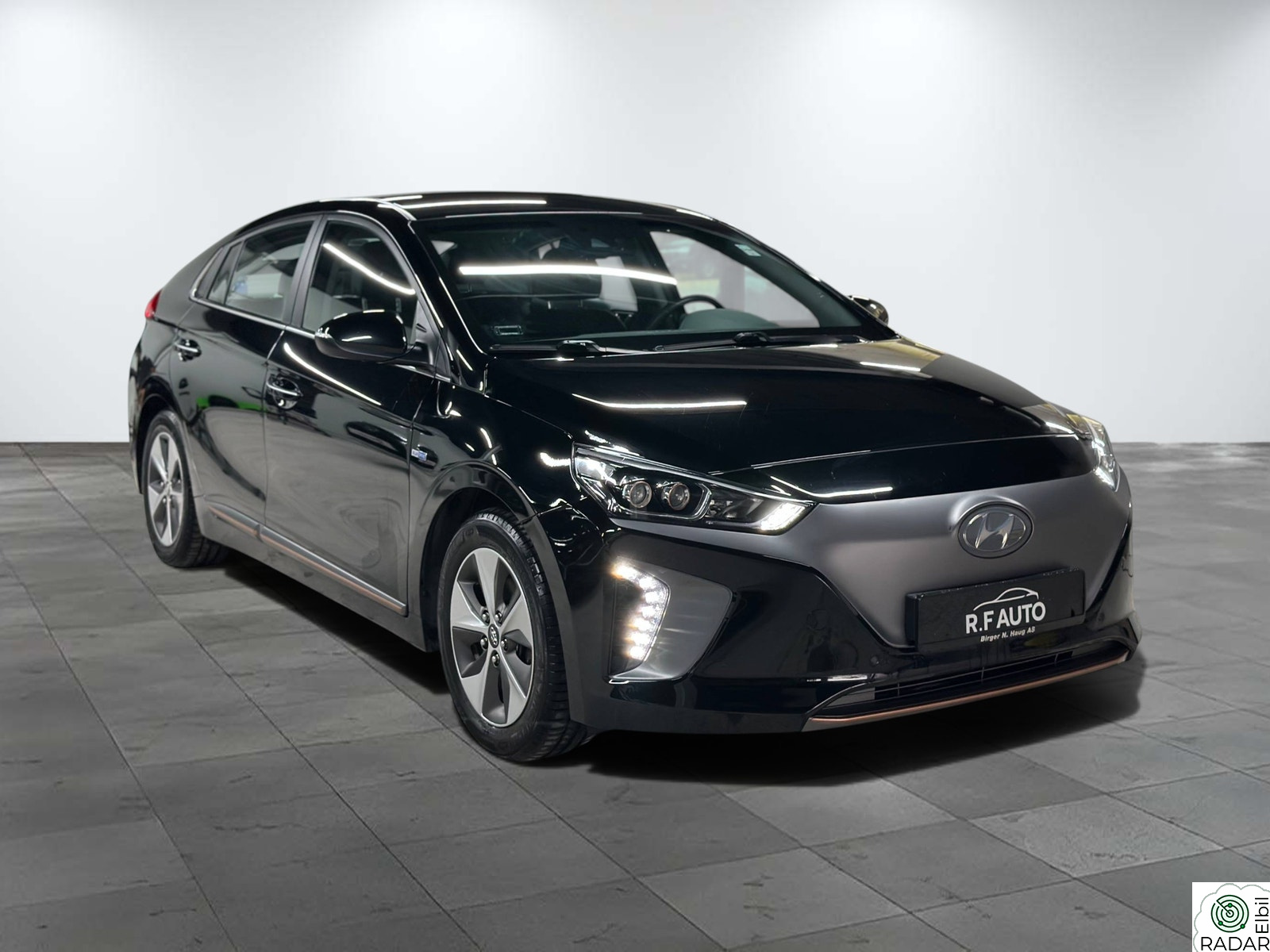 HYUNDAI IONIQ PREMIUM/ACC/4xSETEVARME/RATTVARME/SKINN/NAVI/DAB/