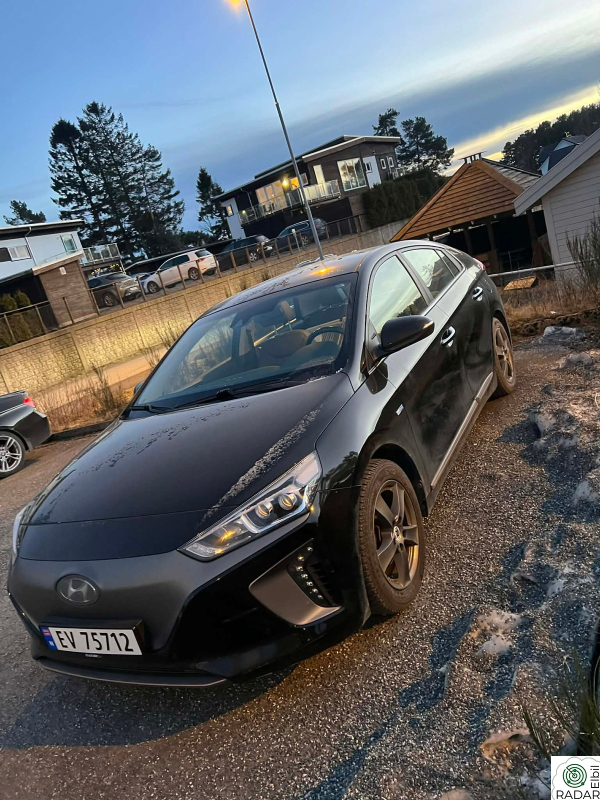 HYUNDAI IONIQ Teknikk