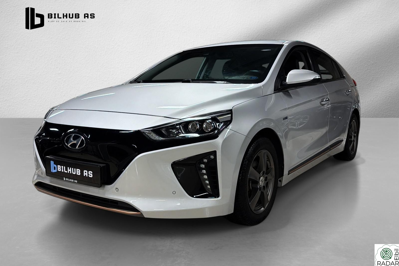 HYUNDAI IONIQ Premium 280km. Infinity Navi Kamera ACC BLIS ++