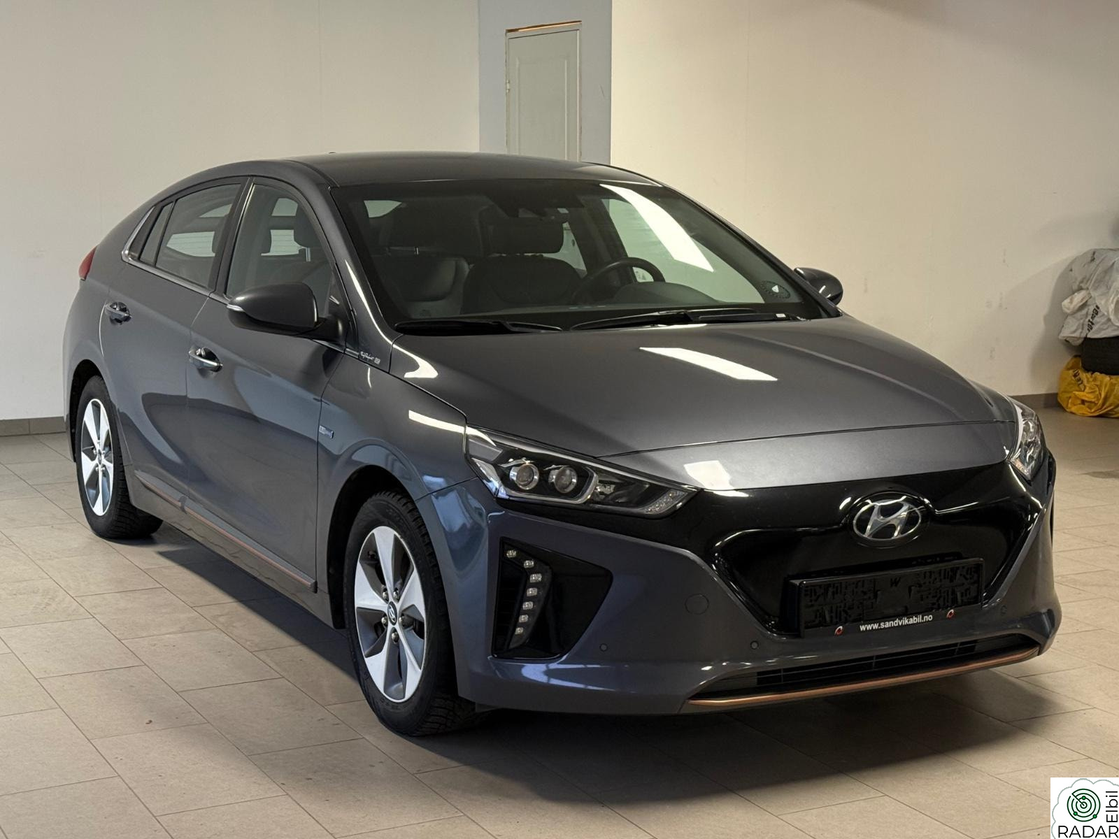 HYUNDAI IONIQ Premium Skinn ACC Kamera PDC EU-06.27 Norsk Bil 1 Eier