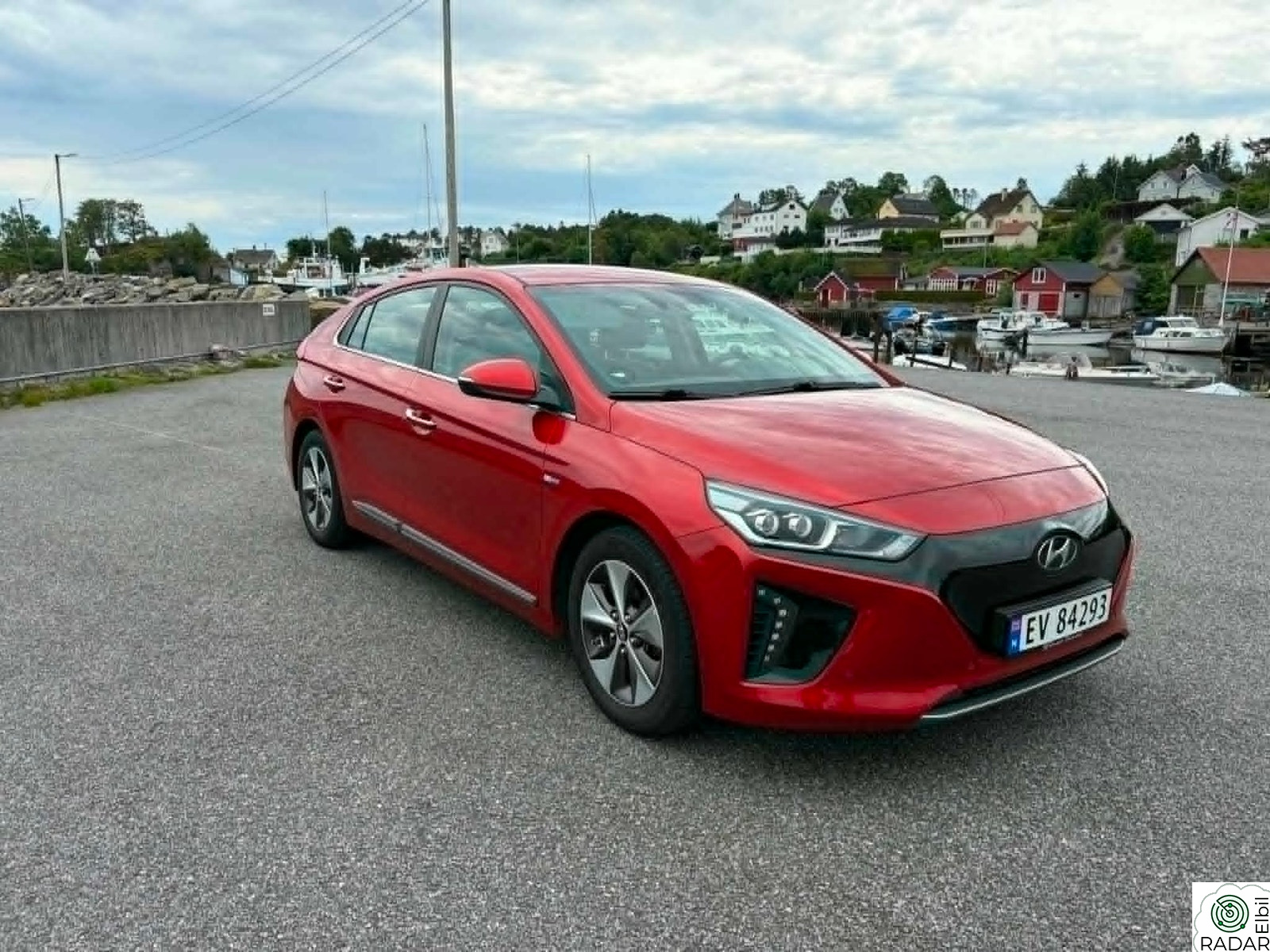 HYUNDAI IONIQ Teknikk