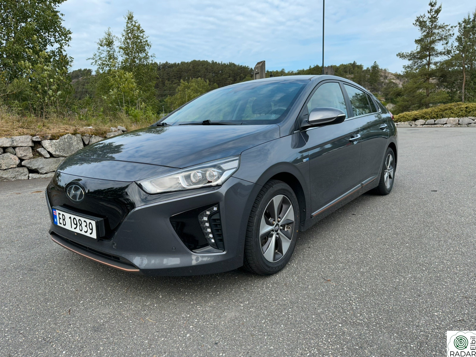 HYUNDAI IONIQ Premium Teknikkpakke m/Skinn
