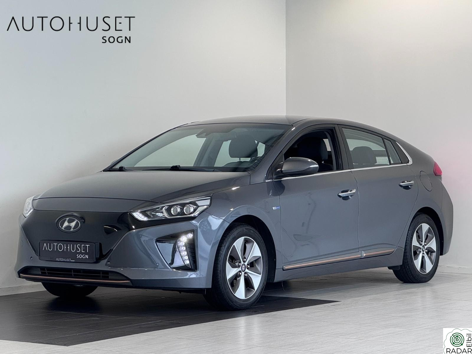 HYUNDAI IONIQ 120HK-VENTILERTE SKINNSETER-OPPVARMET RATT-KAMERA