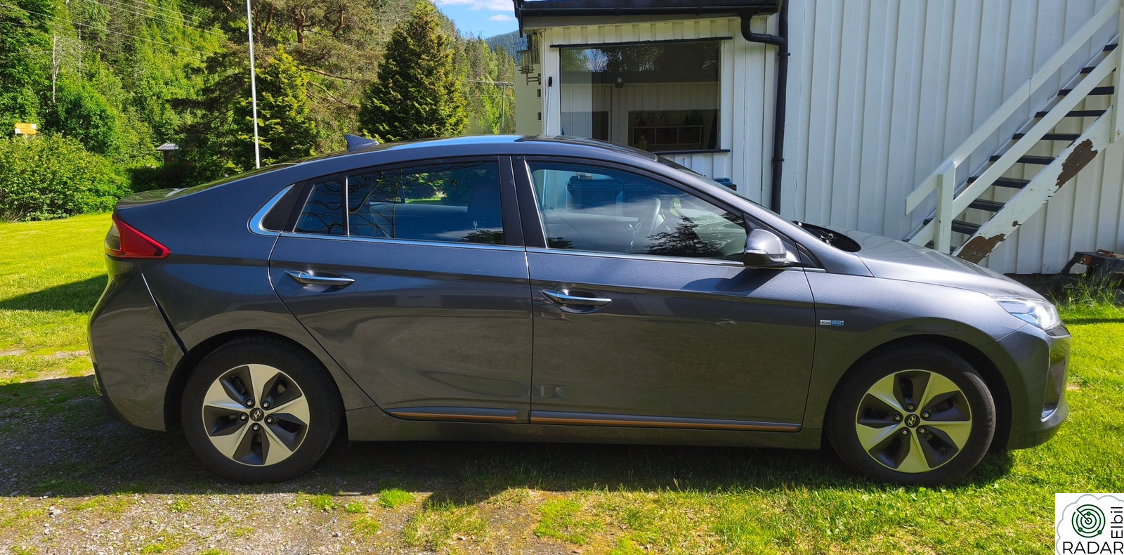 HYUNDAI IONIQ