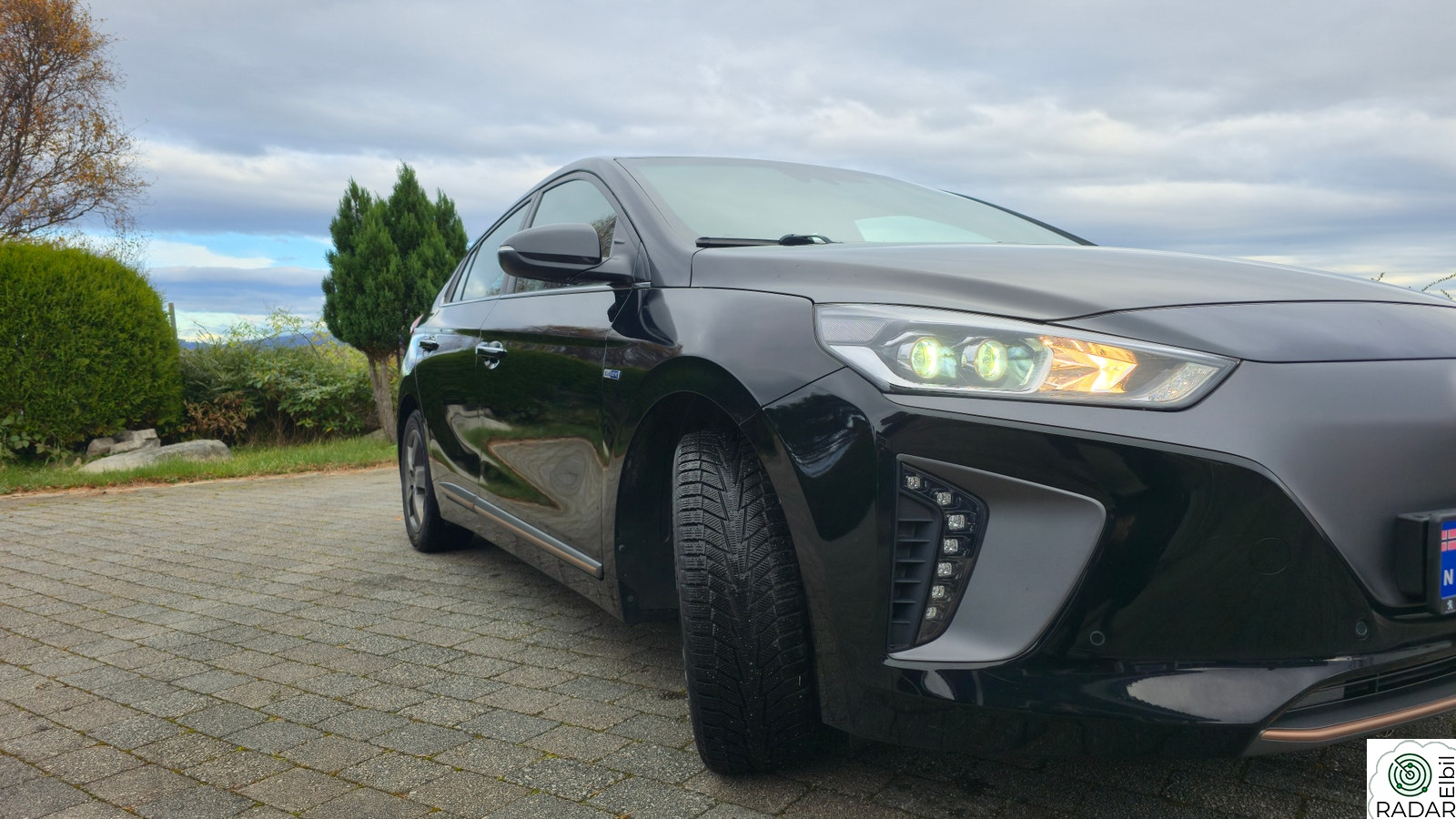 HYUNDAI IONIQ Teknikk