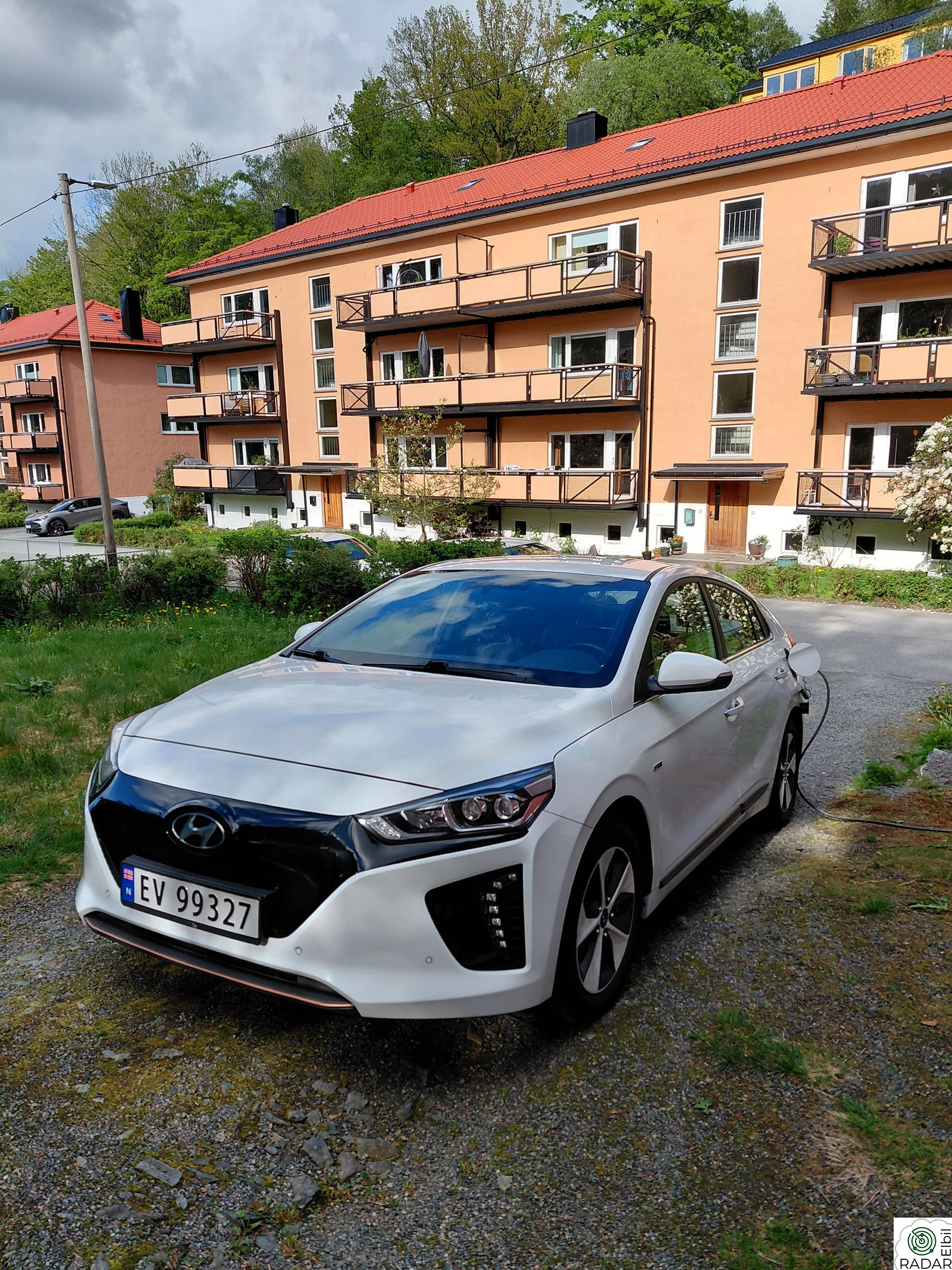 HYUNDAI IONIQ Teknikk