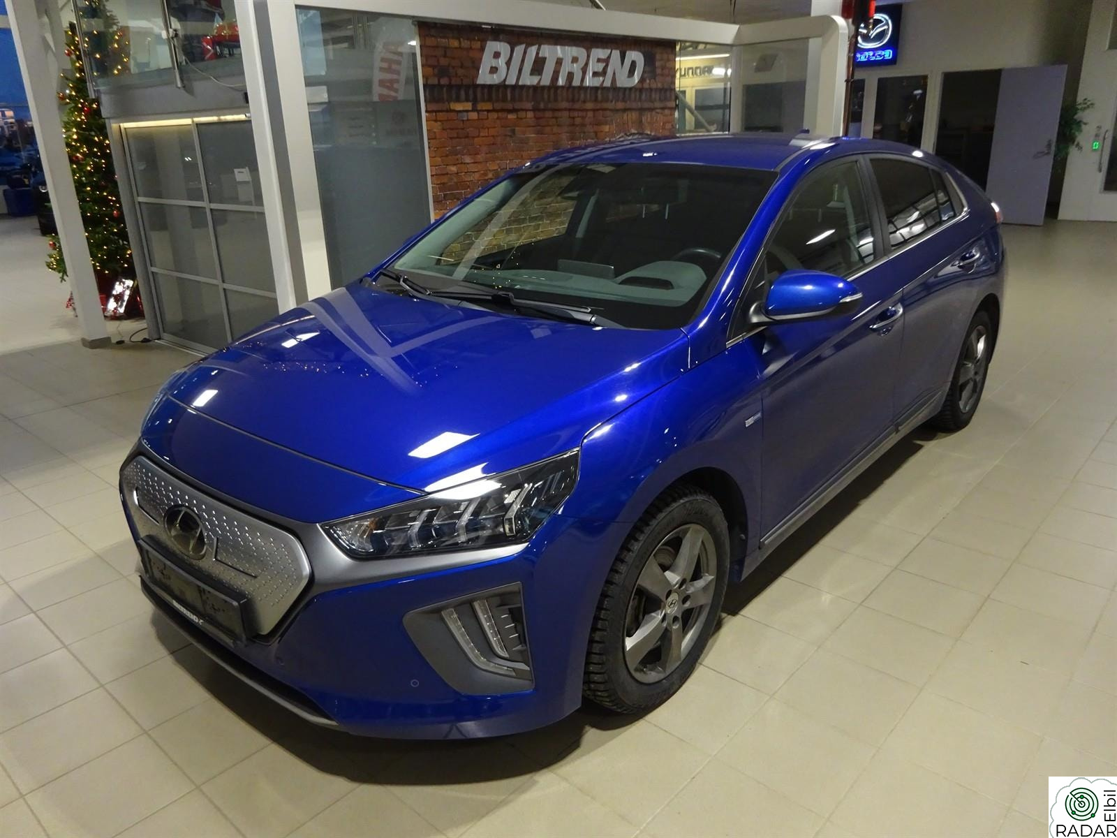 HYUNDAI IONIQ 136 Hk Premium Skinn Navi Kamera Bluelink Led