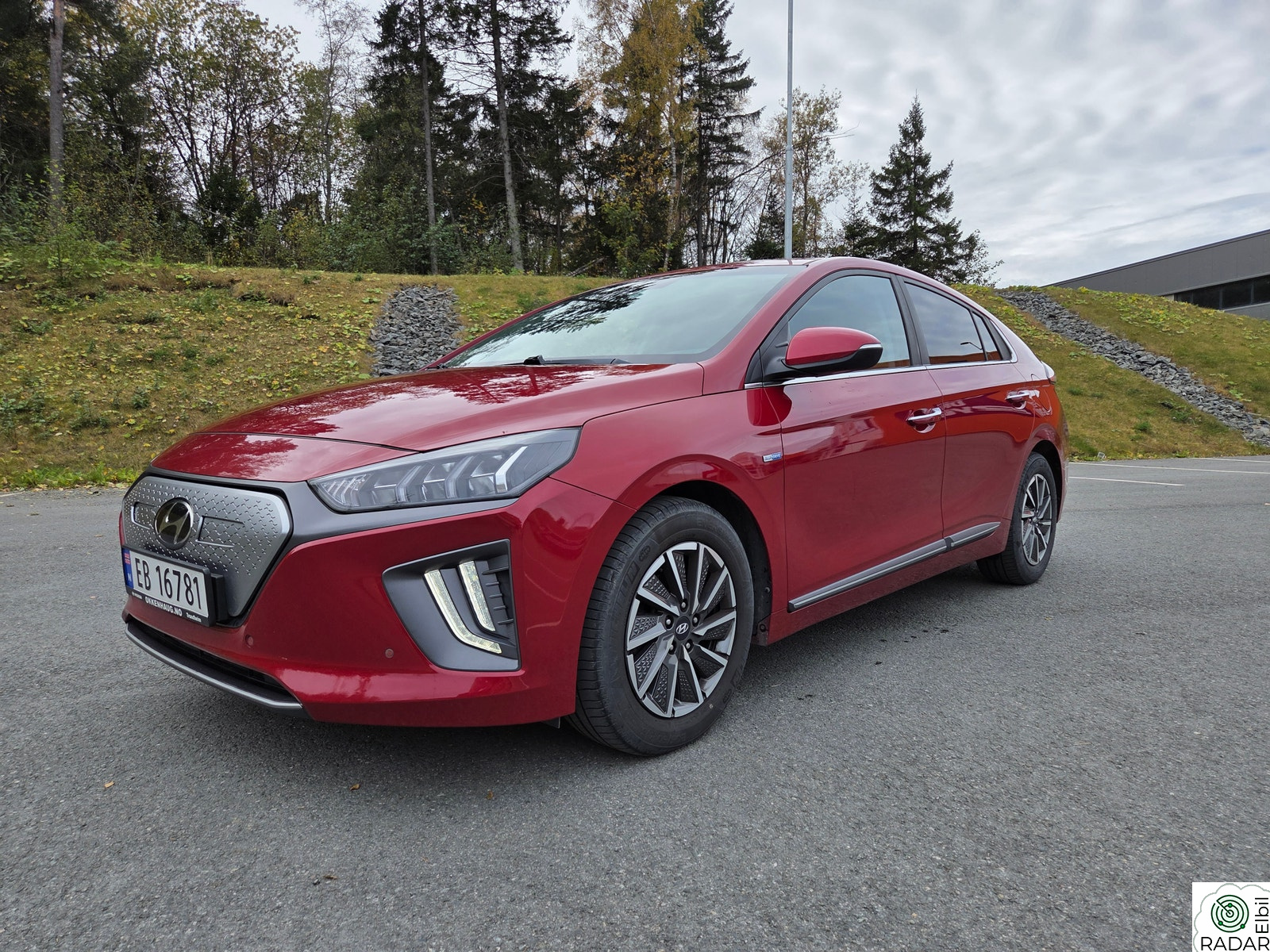 HYUNDAI IONIQ Premium