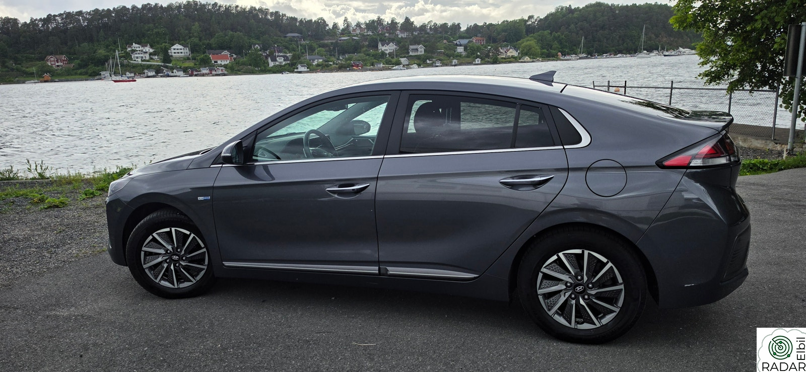 HYUNDAI IONIQ