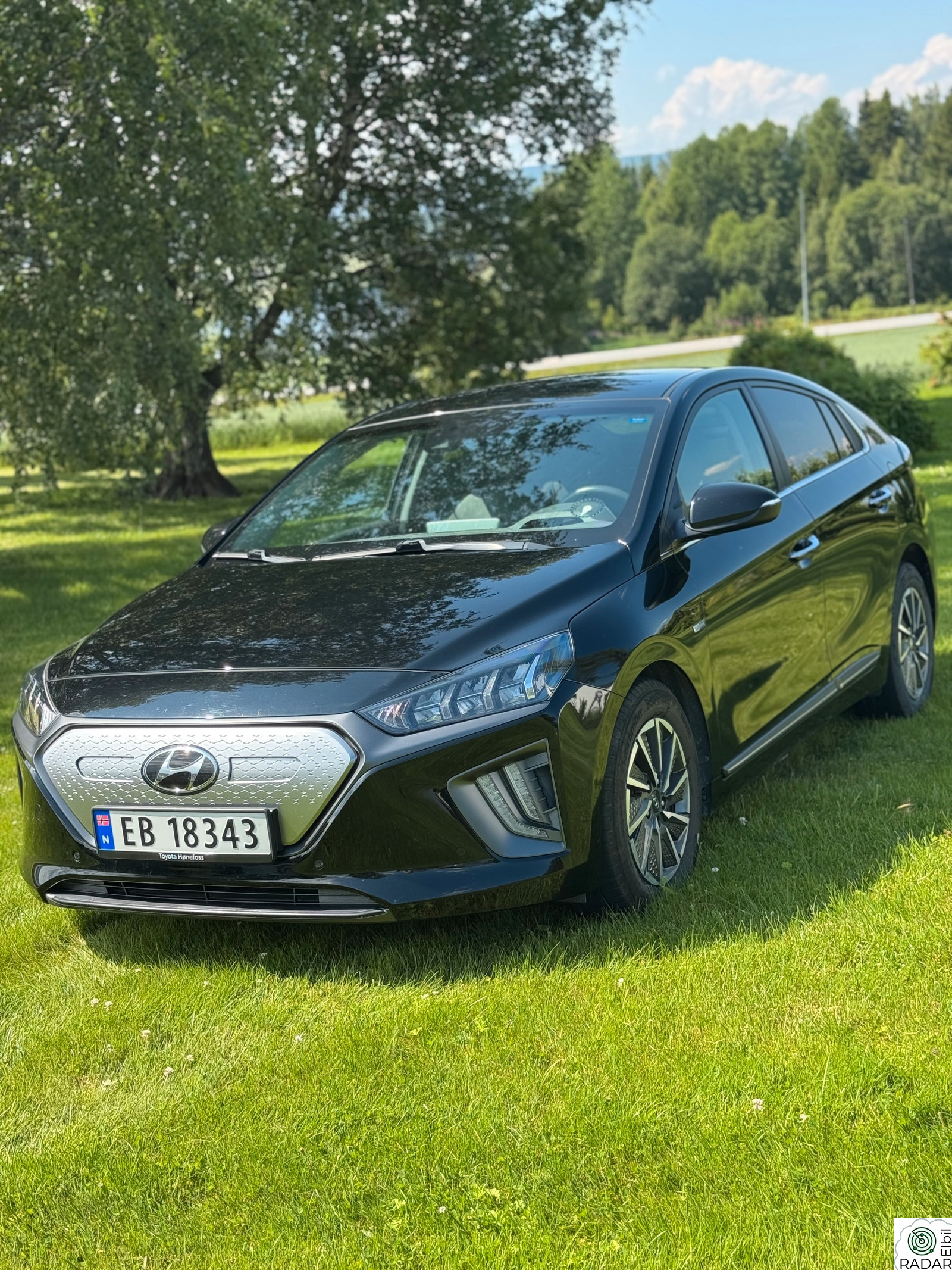 HYUNDAI IONIQ Premium (stor betjenings-skjerm)