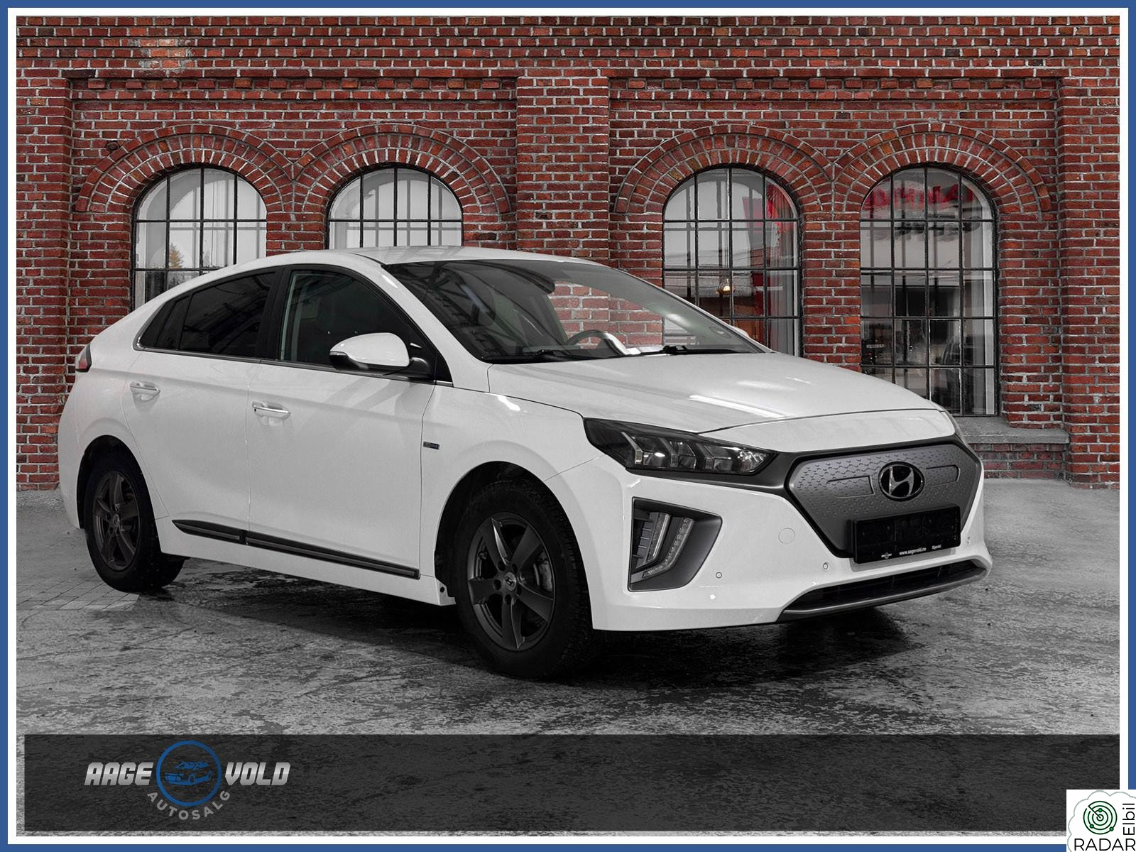 HYUNDAI IONIQ Premium - Skinn - WLTP 31 mil - Rattvarme - Kamera
