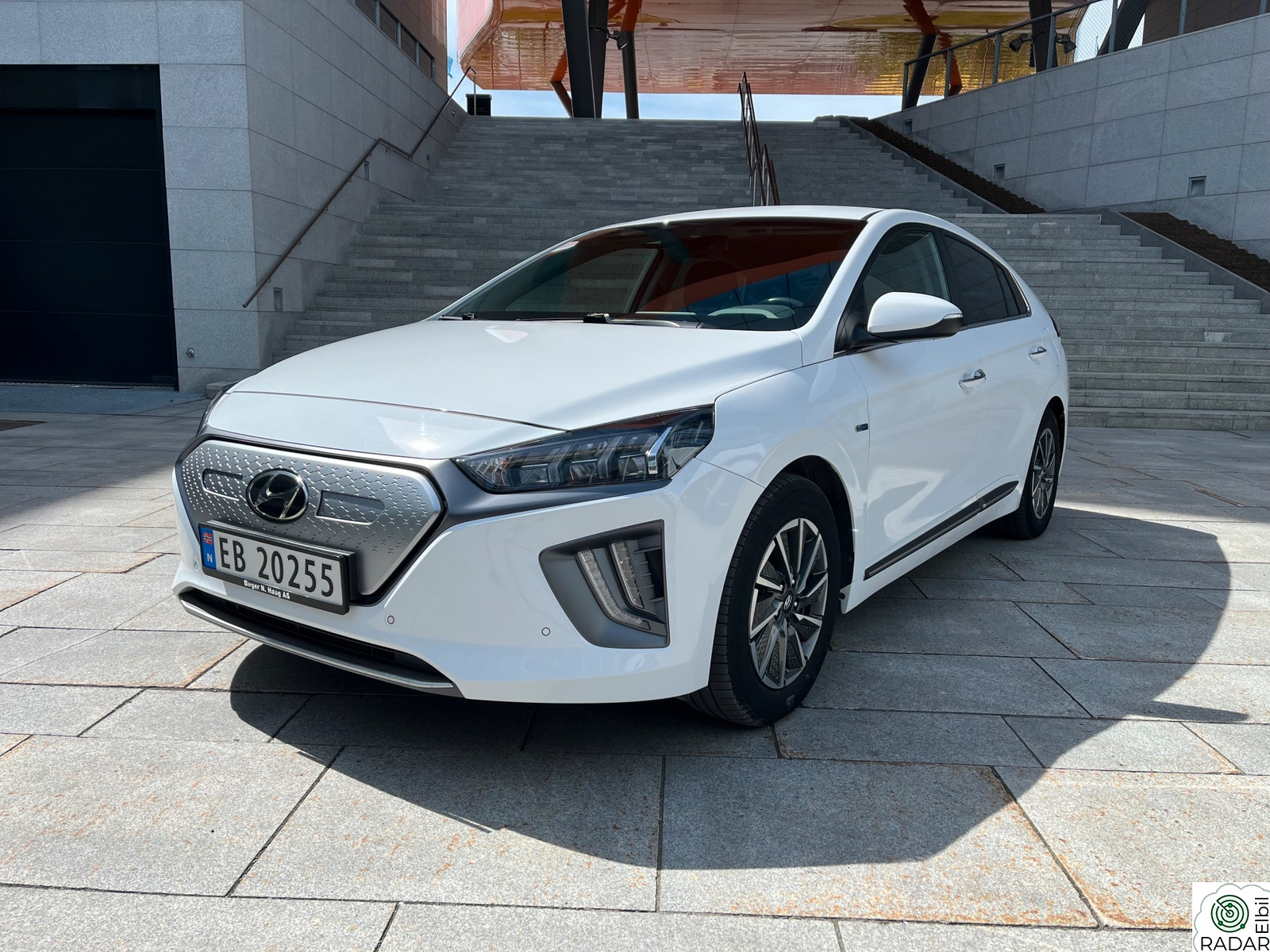 HYUNDAI IONIQ Premium