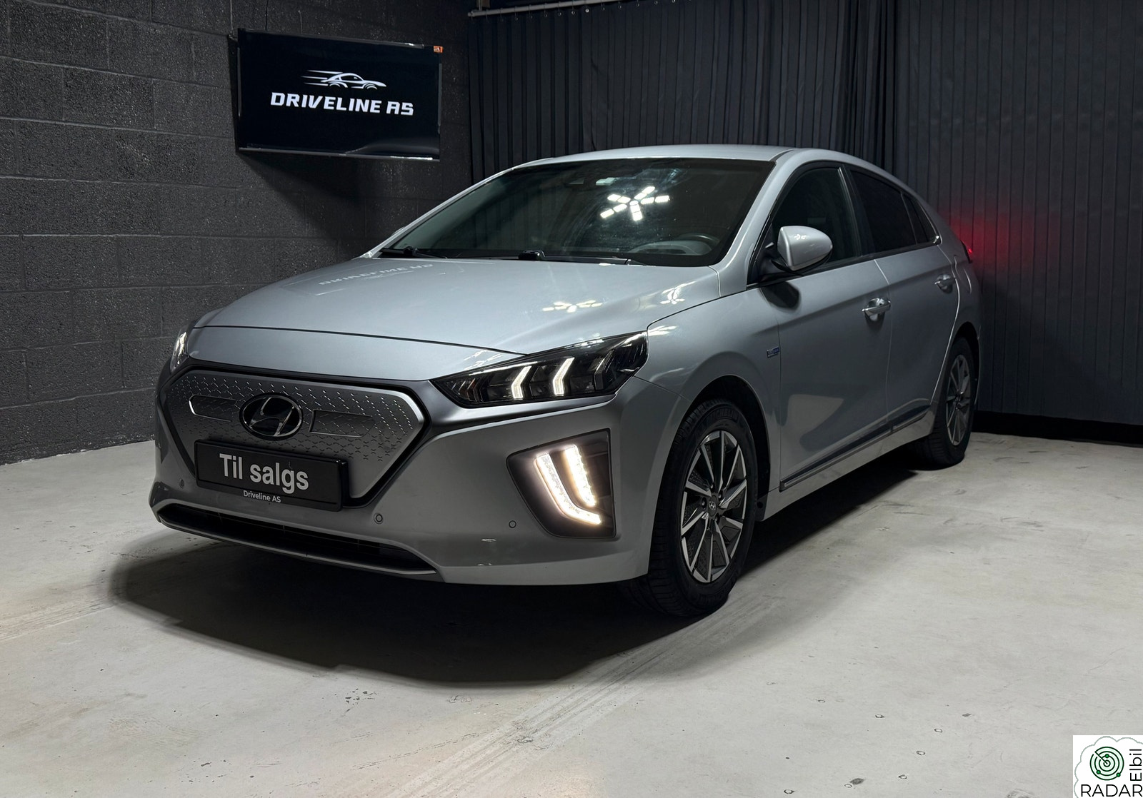 HYUNDAI IONIQ Premium*KAMERA*NAVI*SKINN