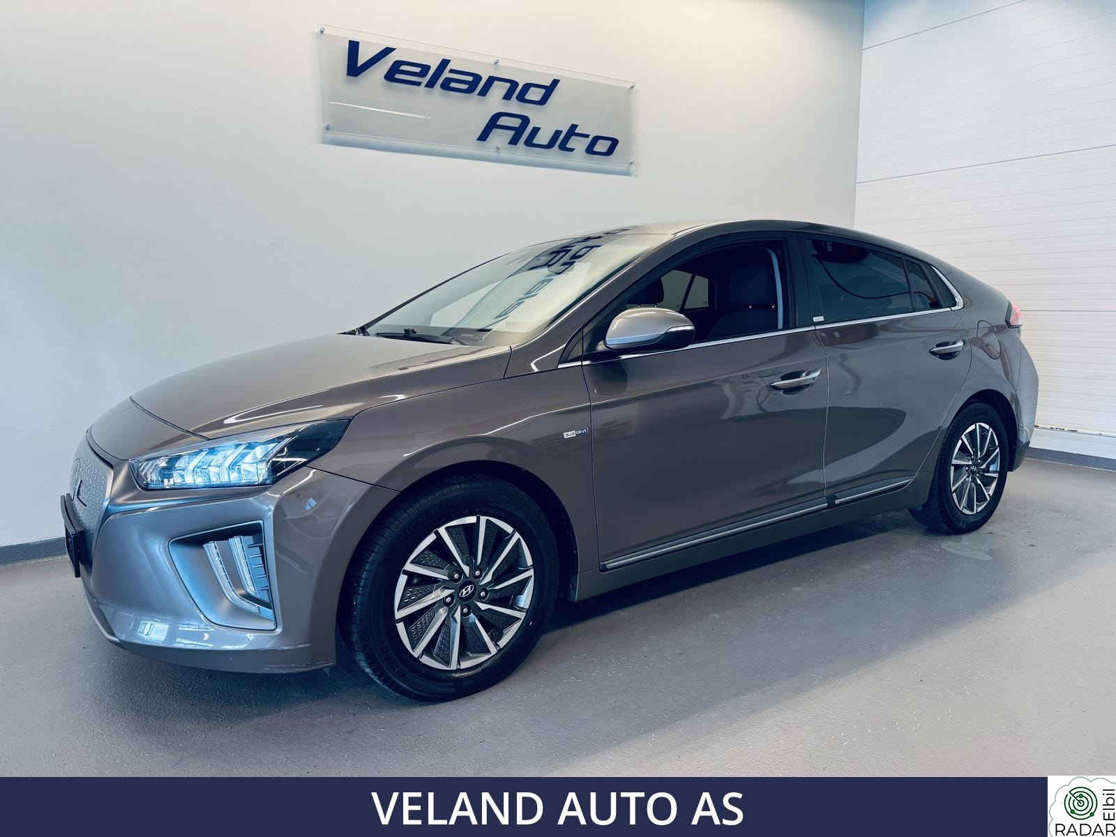 HYUNDAI IONIQ ELECTRIC 40KWH NAVI/DAB+/ACC/CARPLAY/INFINITY