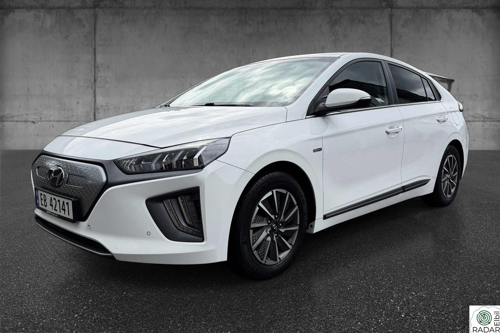 HYUNDAI IONIQ Premium