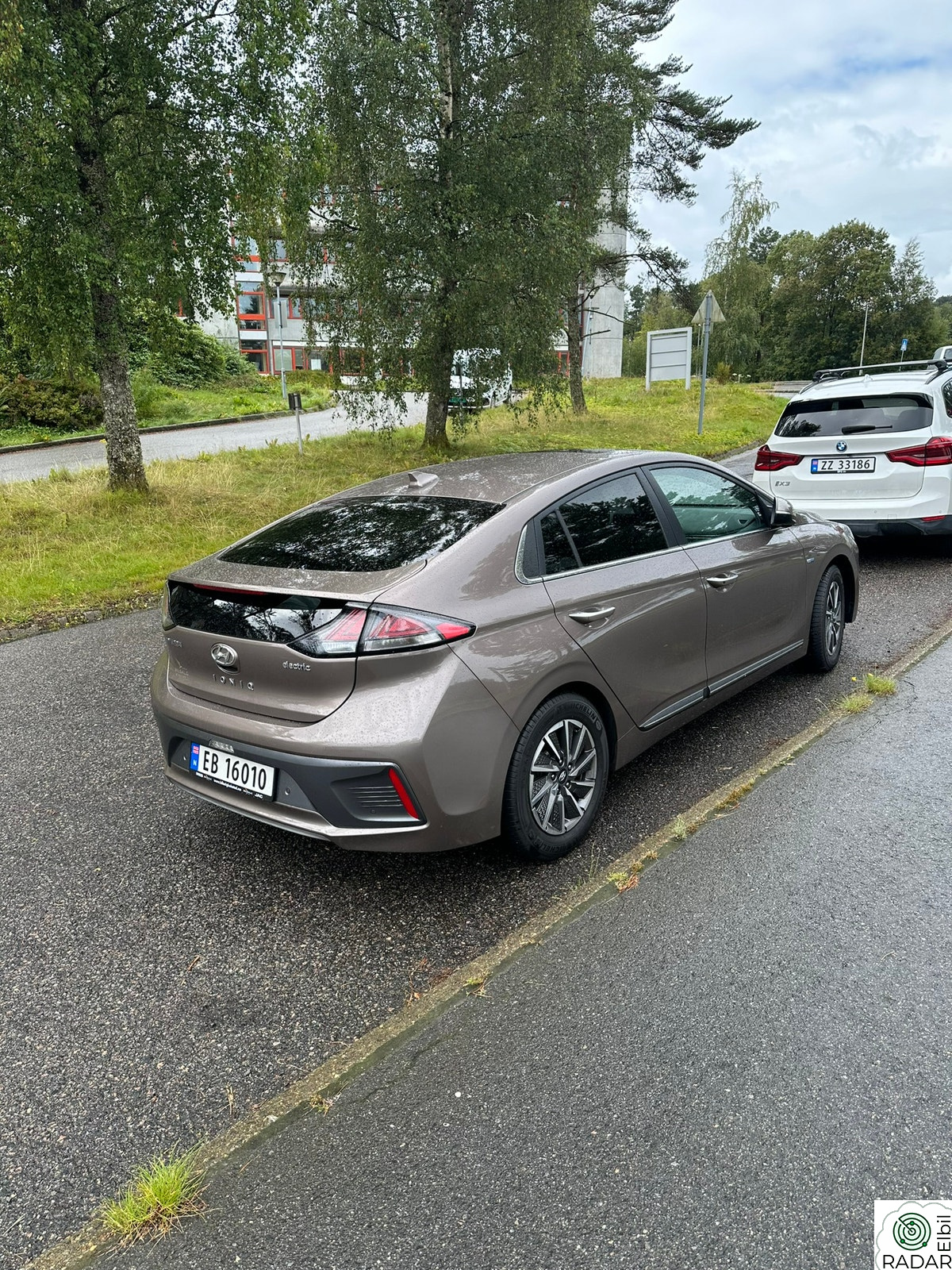 HYUNDAI IONIQ Premium