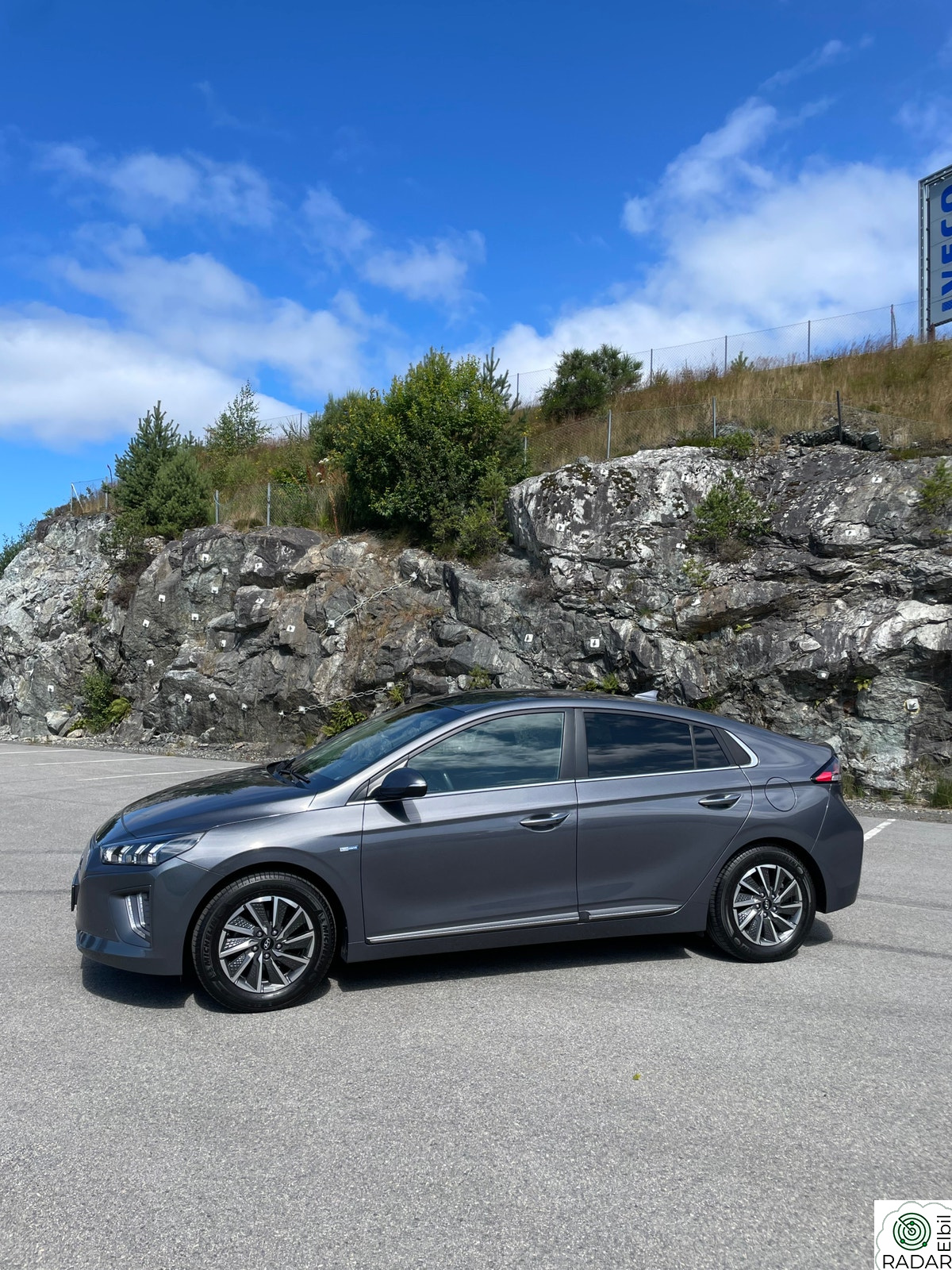 HYUNDAI IONIQ Premium