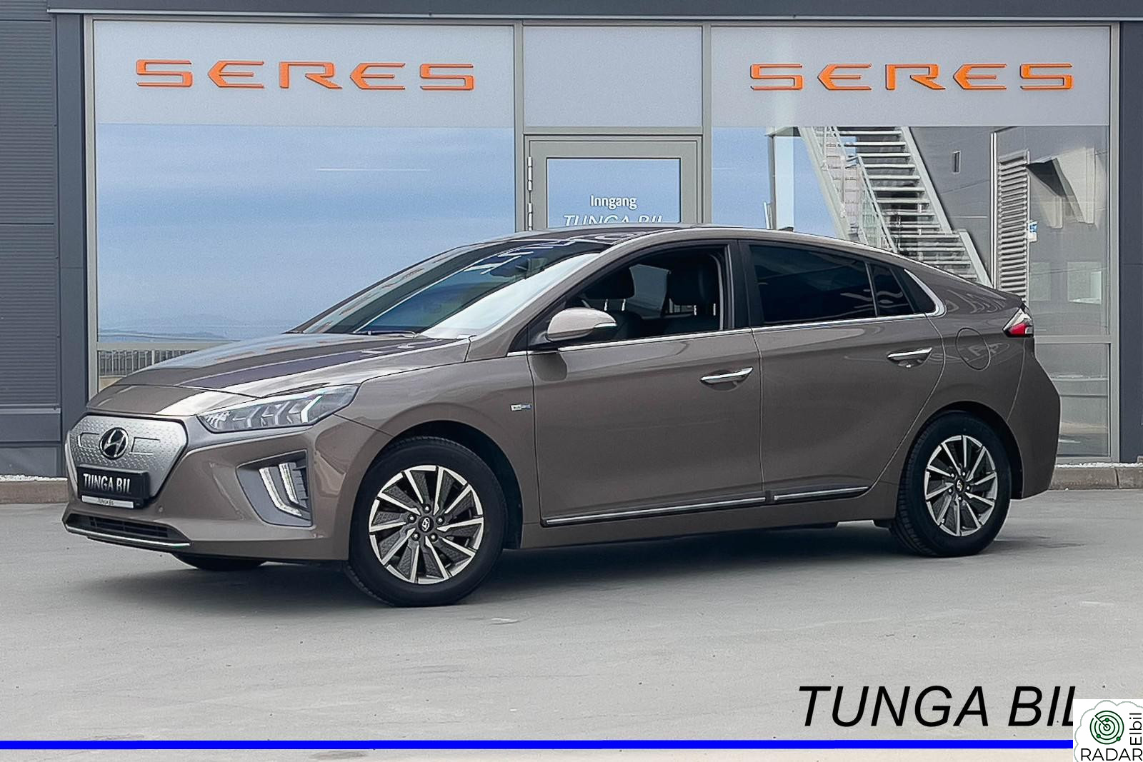 HYUNDAI IONIQ EV, Premium, Teknikk, 311km WLTP, APP | kr 1.790 pr mnd