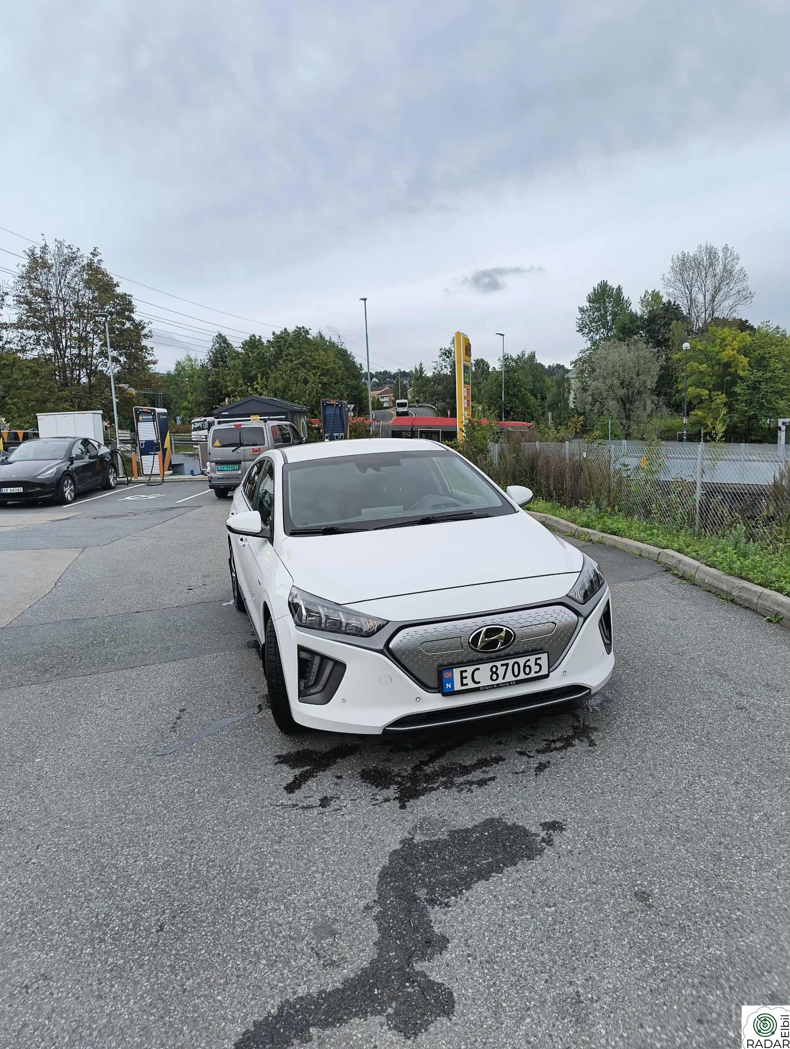 HYUNDAI IONIQ Premium