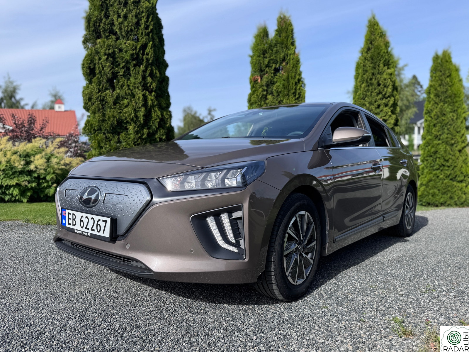 HYUNDAI IONIQ Premium. Eu-ok 2028. Ny service. Finansiering.
