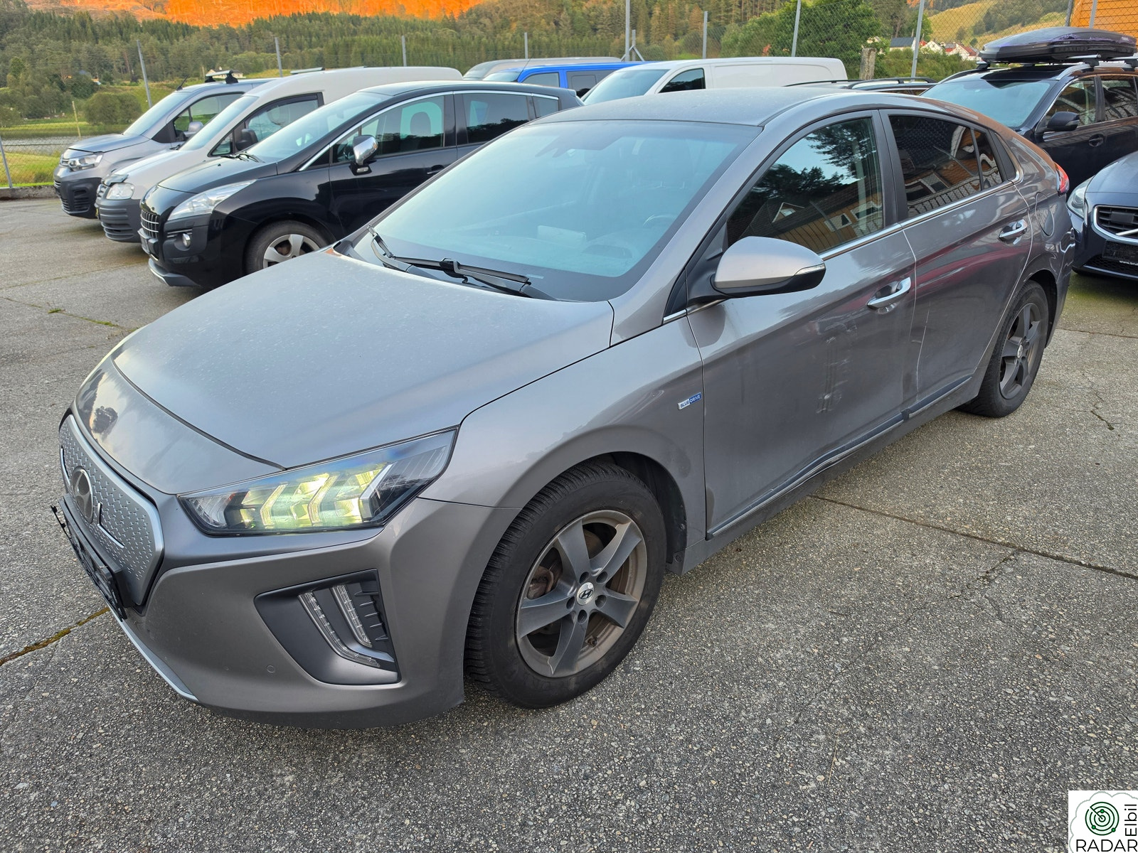 HYUNDAI IONIQ PREMIUM/1 EIER/SKINN/DAB/NAVI/R-KAM/CCS+++