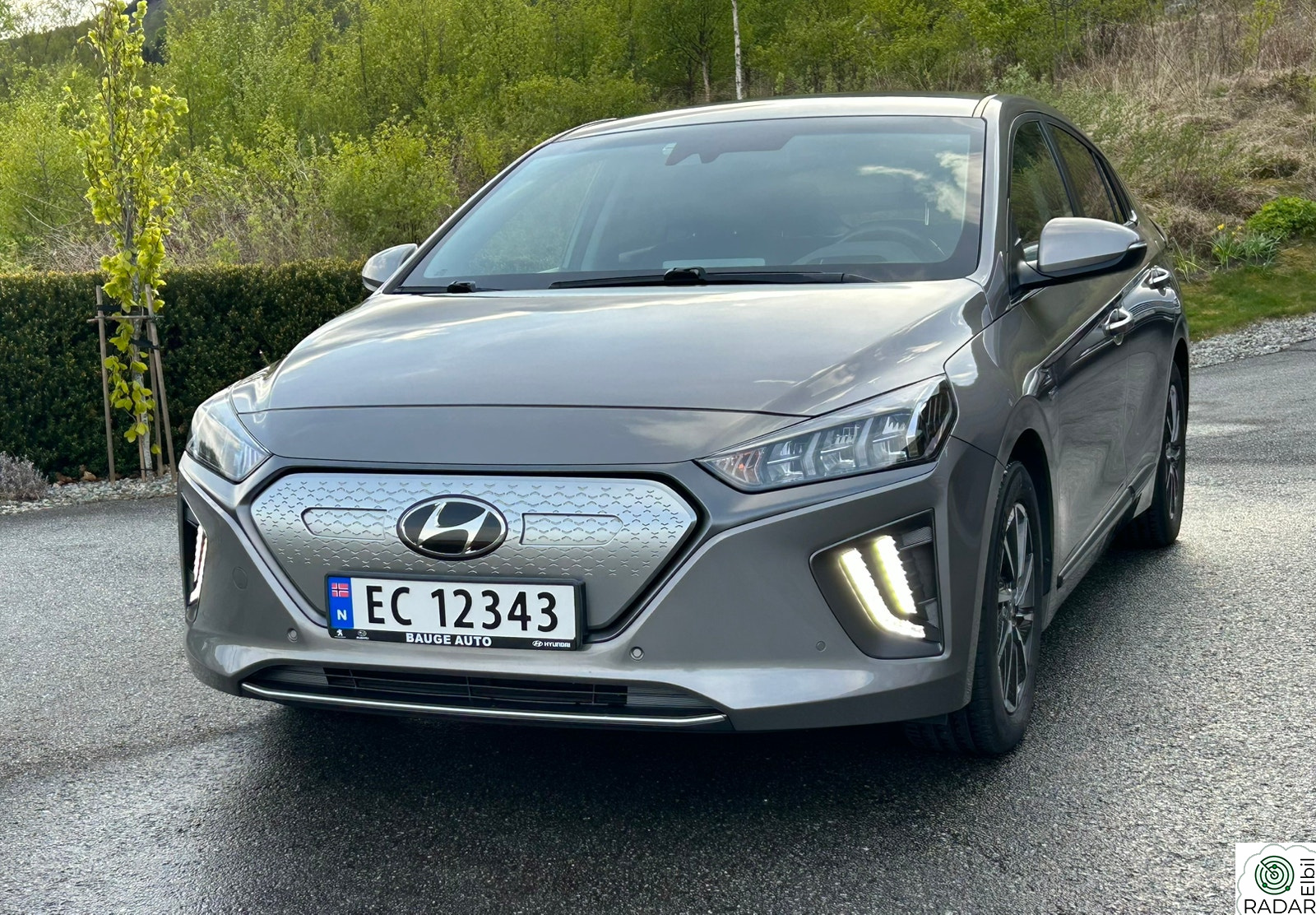 HYUNDAI IONIQ Premium