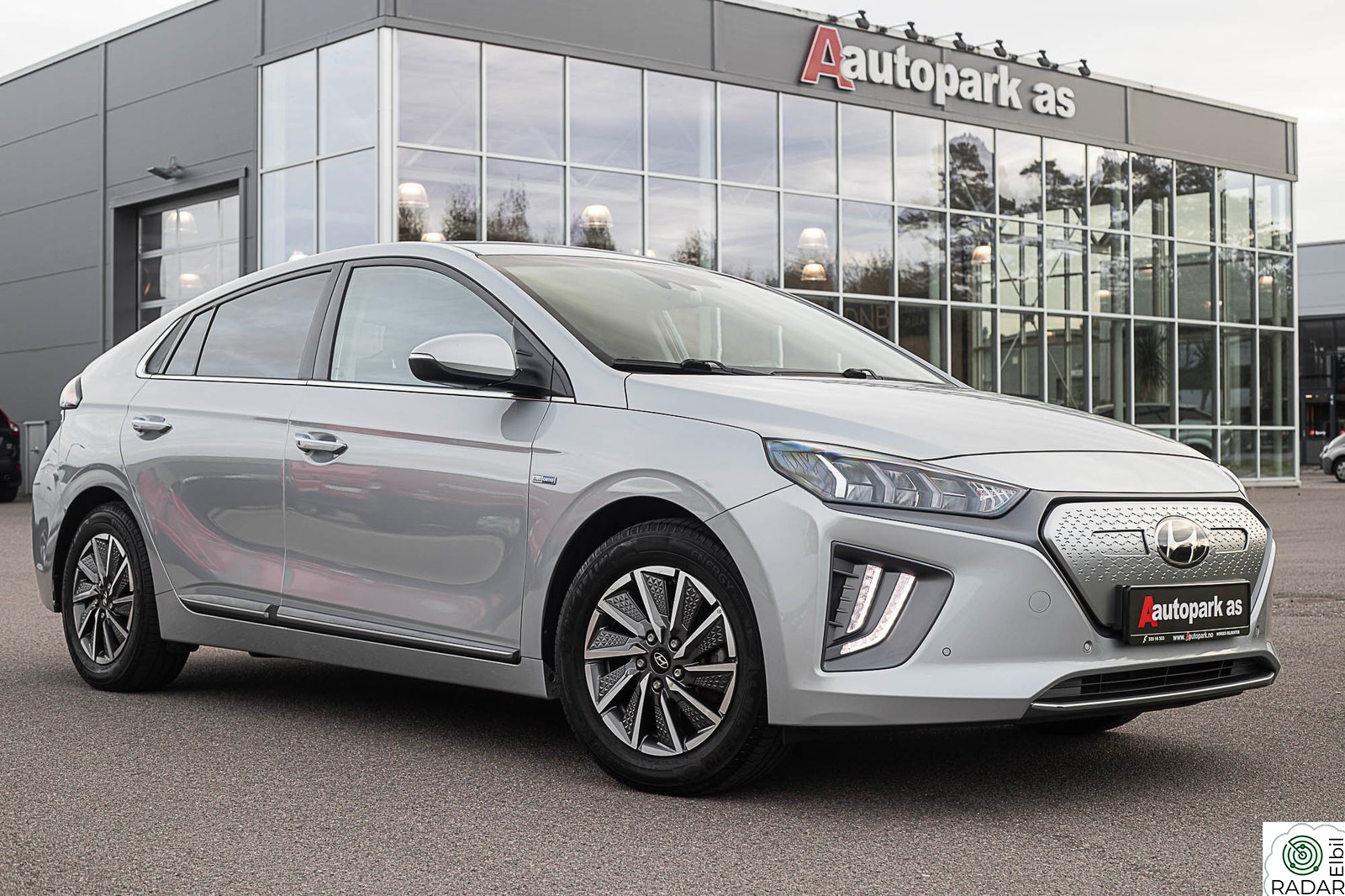 HYUNDAI IONIQ EV/NORSK/DAB+/SKINN/RATTVARME/ADAPTIV/P.VARMER/KEYLESS