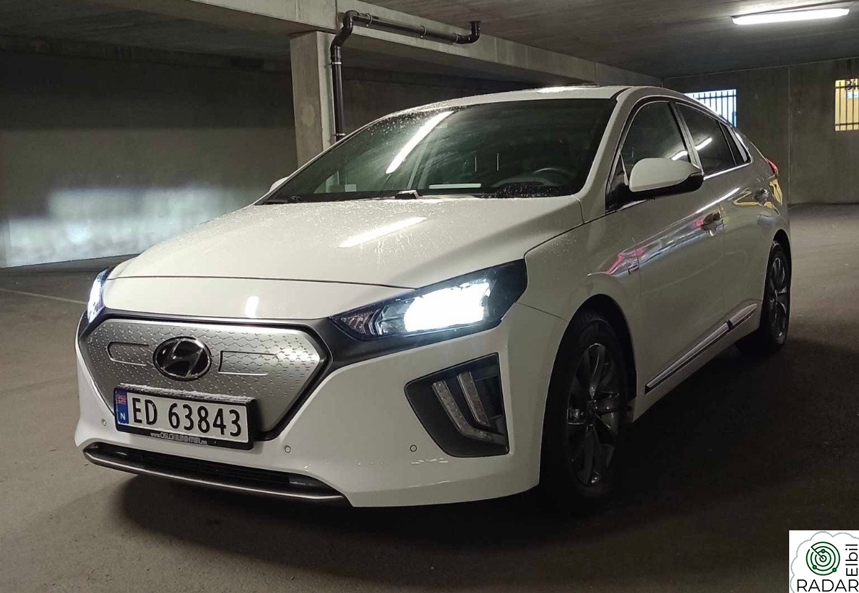 HYUNDAI IONIQ Premium LAV KM! KUN CA 19kr pr full lading!