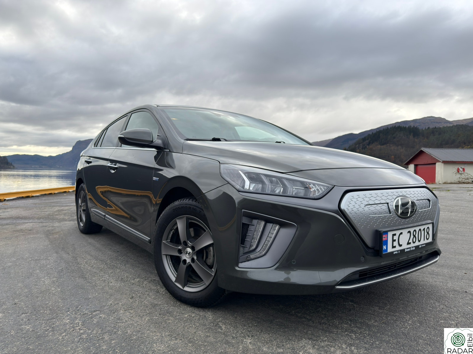 HYUNDAI IONIQ Premium