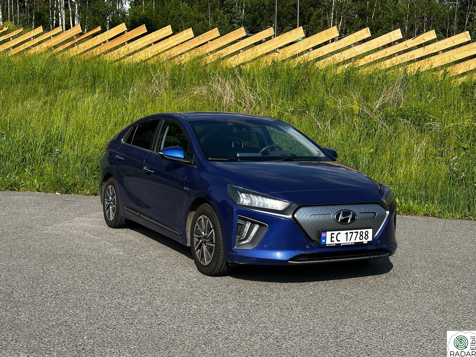HYUNDAI IONIQ Premium
