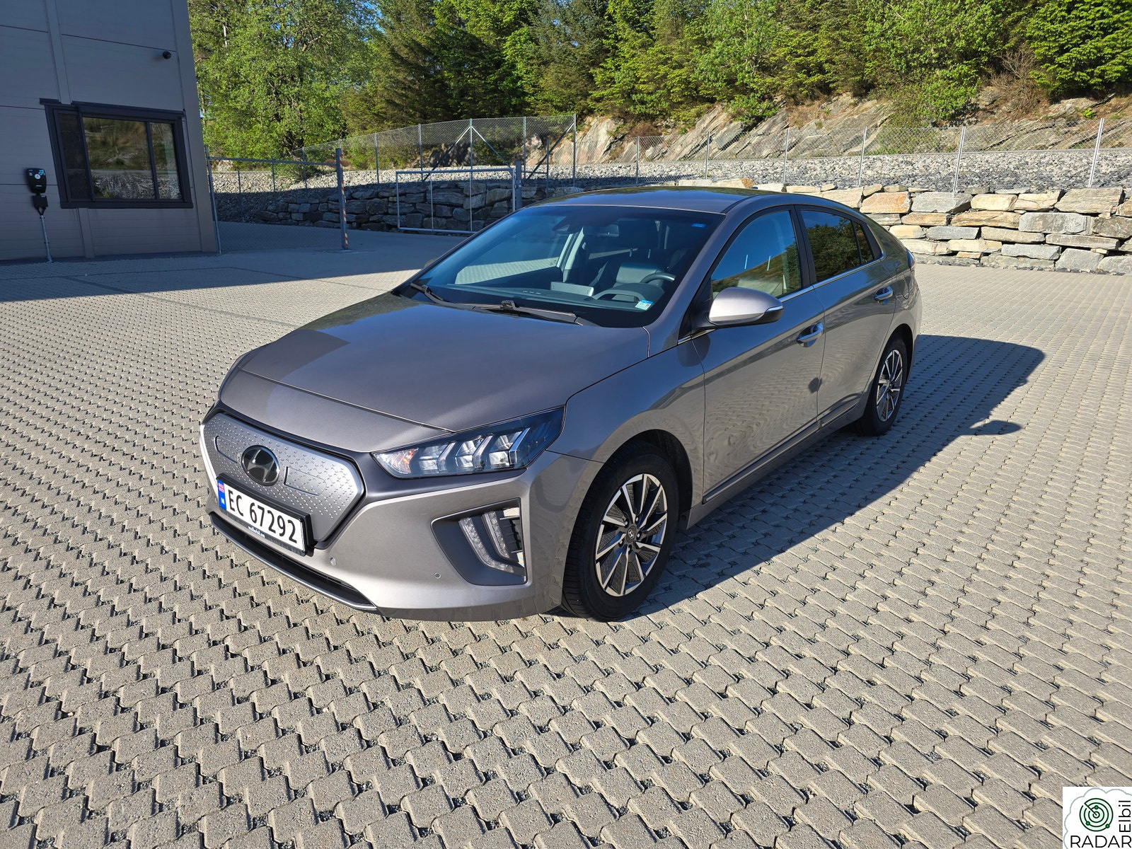 HYUNDAI IONIQ Premium