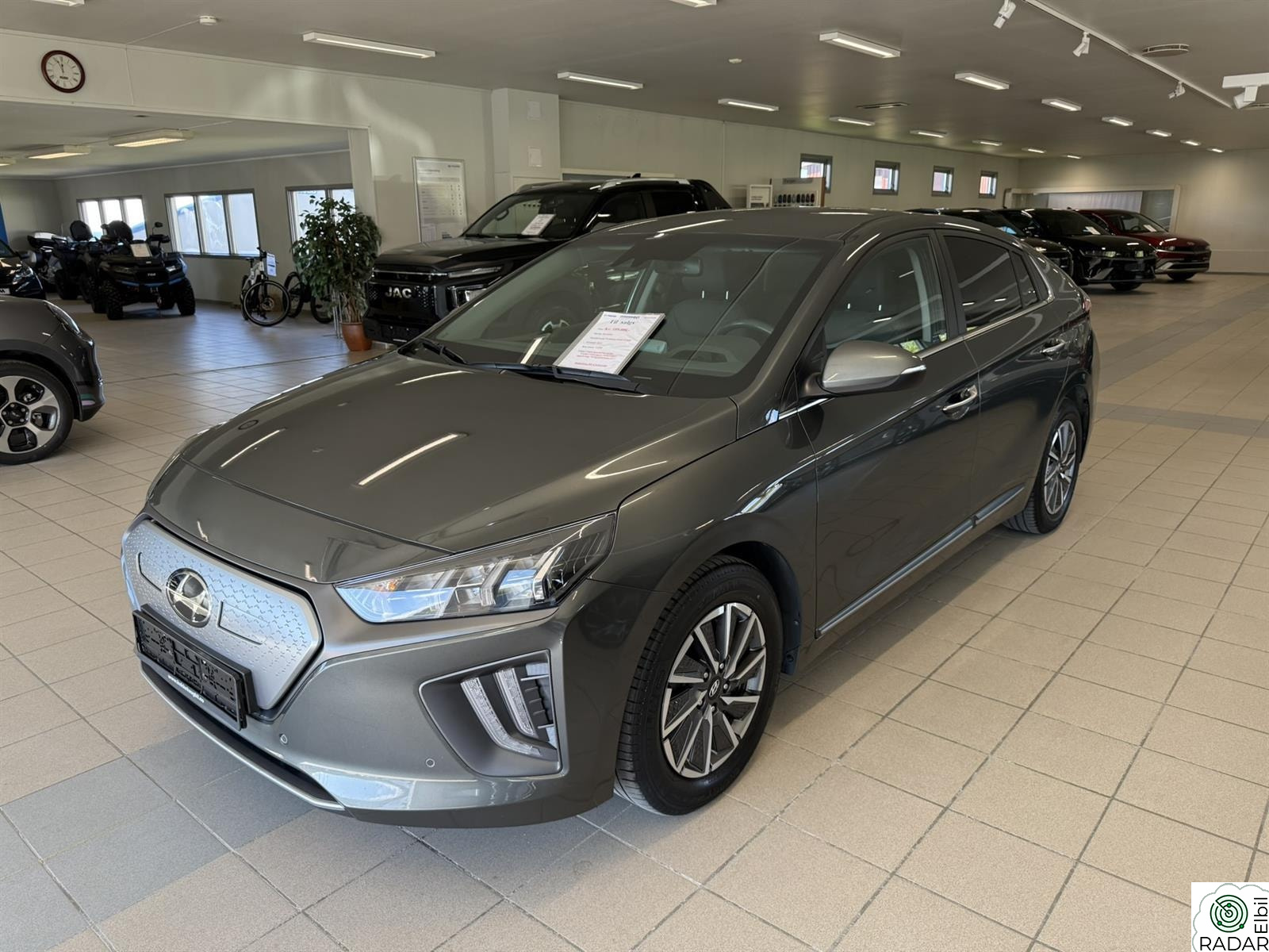 HYUNDAI IONIQ Premium m/skinn 311km facelift