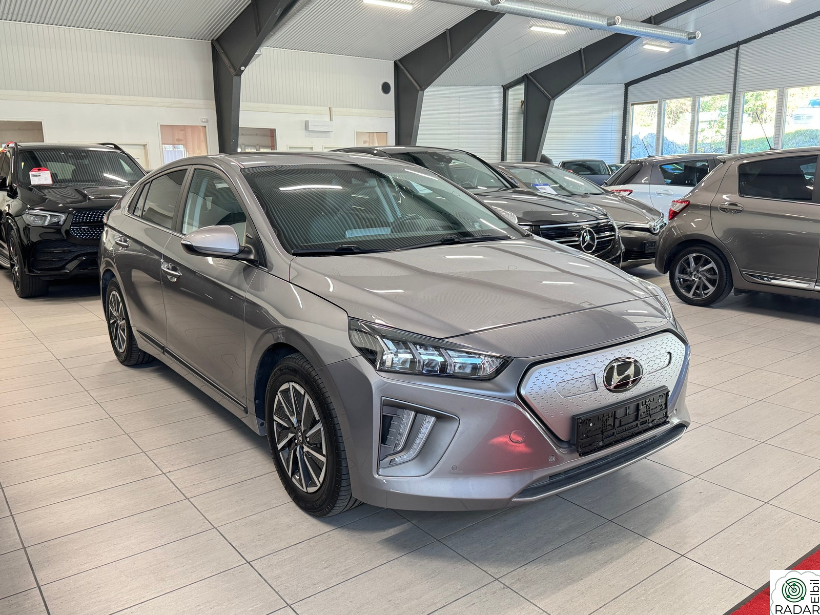 HYUNDAI IONIQ PREMIUM,SKINN,KAMERA,DAB+,KEYLESS,NAVI,KROK,NORSK+++