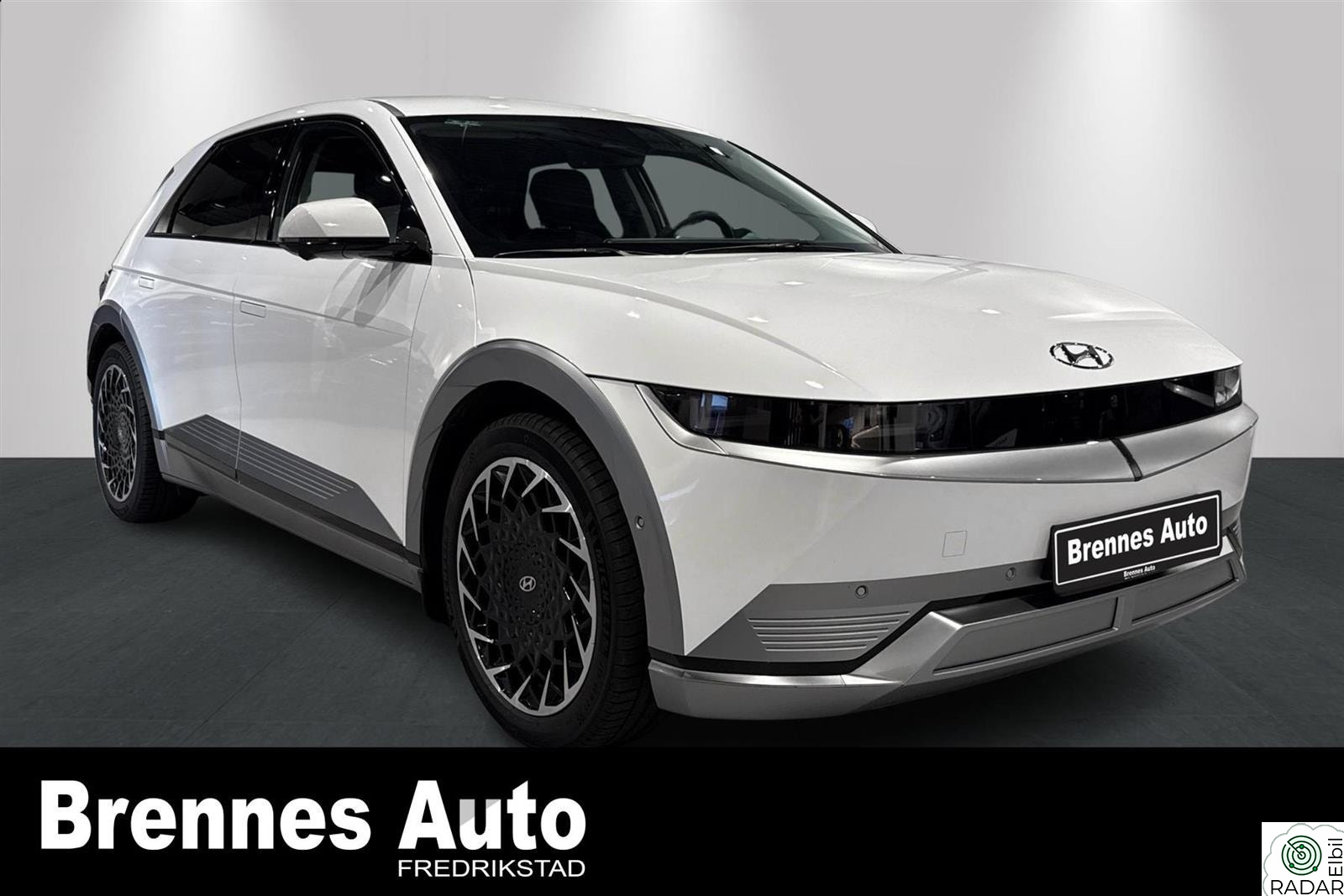 HYUNDAI IONIQ5 Premium 20" / Skinn / Navi / ACC / 360 kamera ++