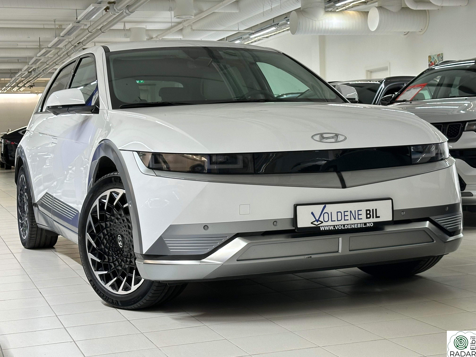 HYUNDAI IONIQ5 LR / Premium / ACC / HUD / BlueLink / 360Cam / BOSE+++