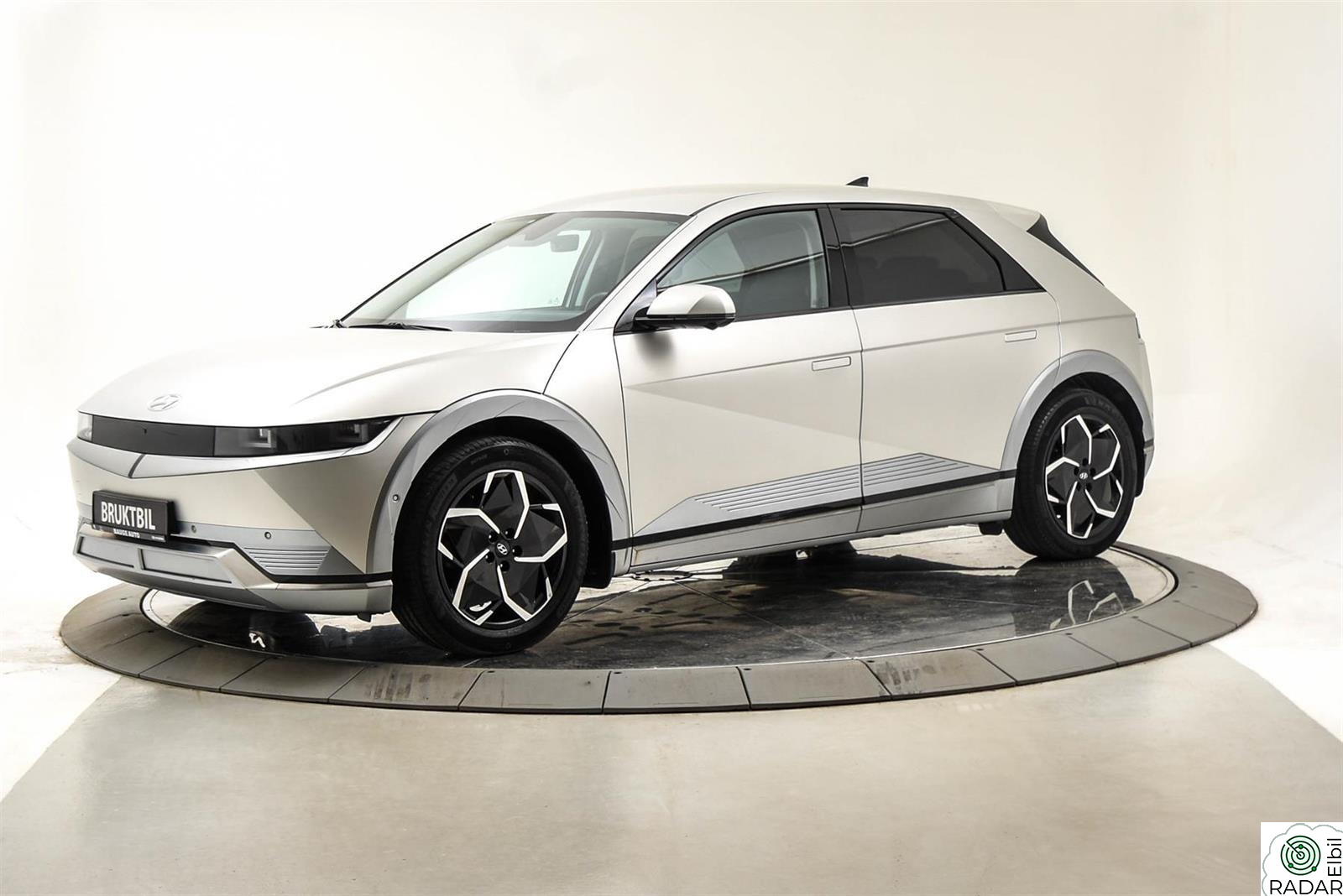 HYUNDAI IONIQ5 RWD Premium Skinn/HUD/ACC/481WLTP/Krok+
