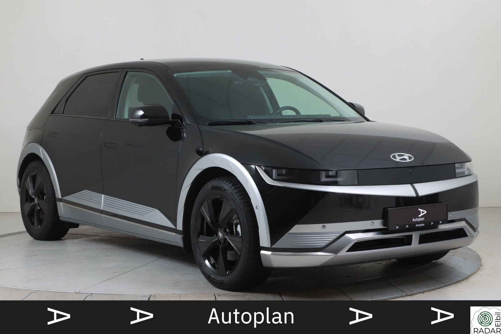 HYUNDAI IONIQ5 LR RWD Premium Krok ACC HUD 360º BOSE Rattvarme
