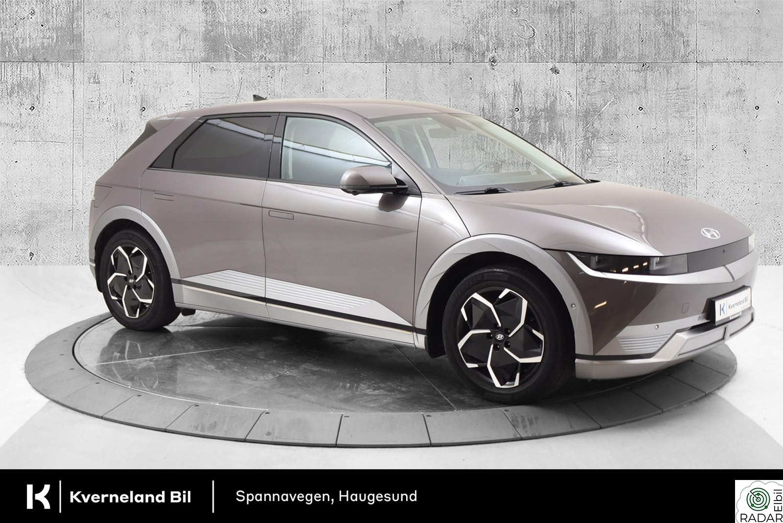 HYUNDAI IONIQ5 LR AWD /Premium / Skinn / Kamera