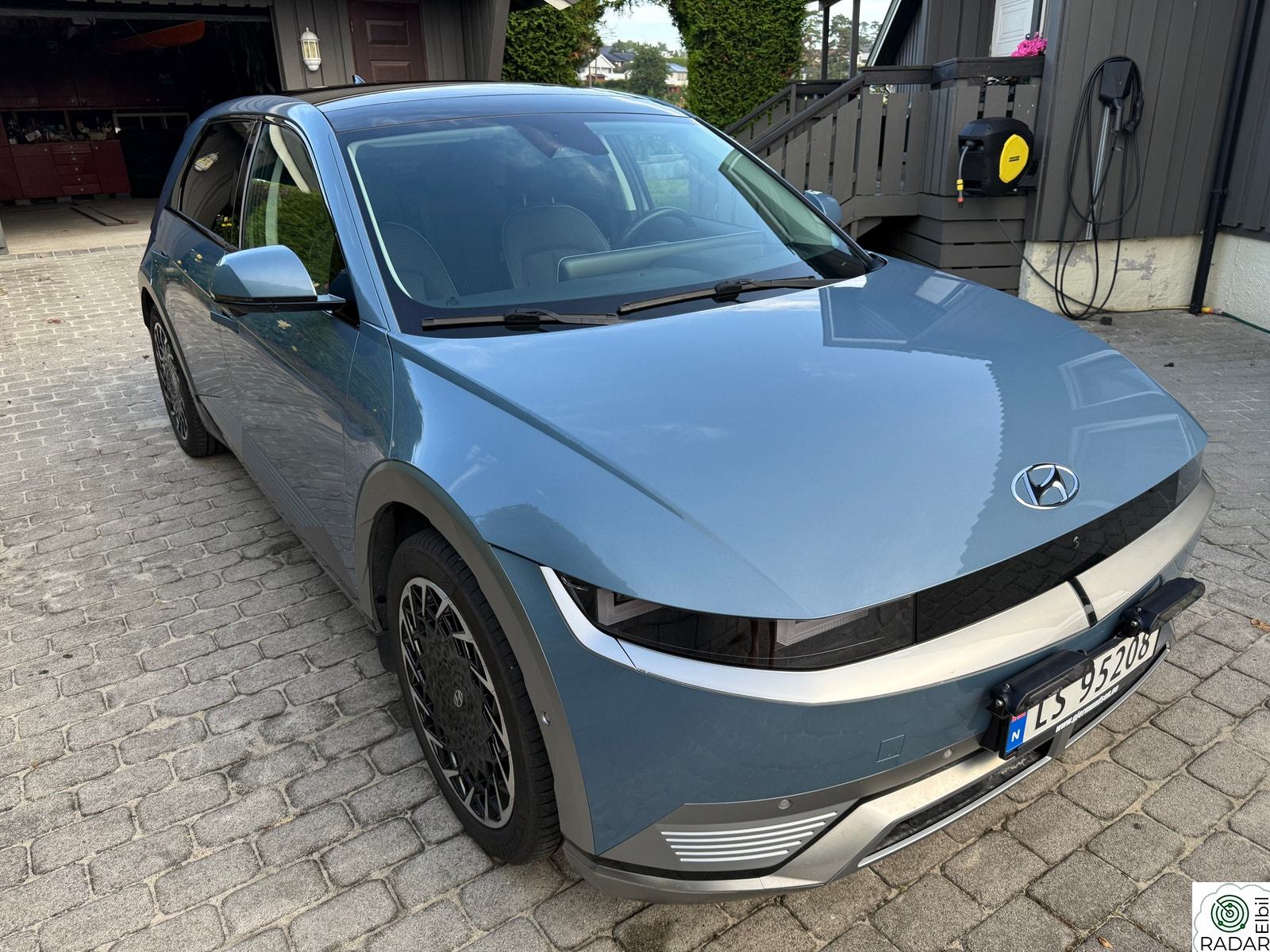 HYUNDAI IONIQ5 Premium LR/Flush håndtak/HUD/H.feste/Rattvarme/Panorama