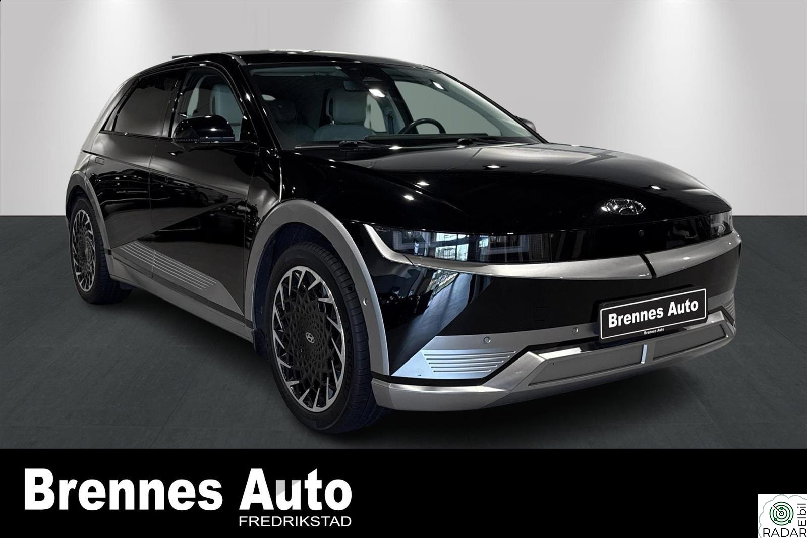 HYUNDAI IONIQ5 Premium AWD 20" Skinn, Navi, 360 kamera, HUD, ACC ++