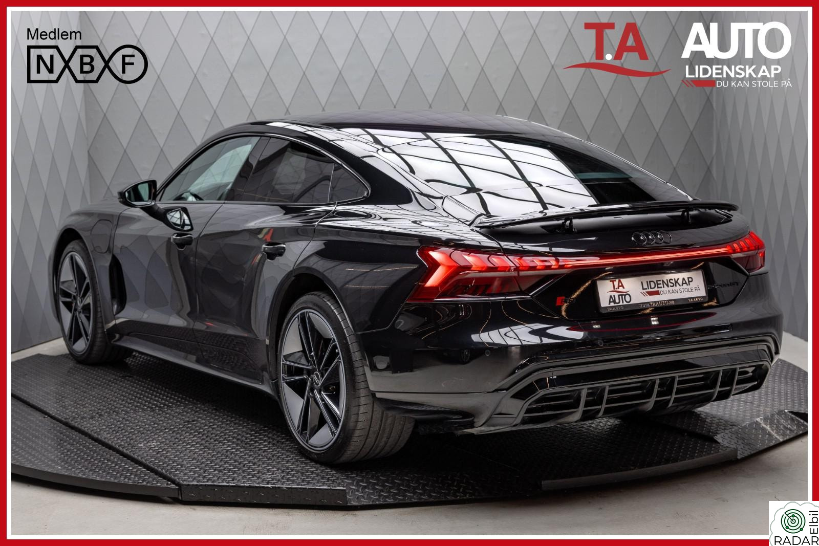 AUDI RS E TRON GT 646HK ALT UTSTYR HUD MASSASJE B&O 4-HJULS RS-DESIGN