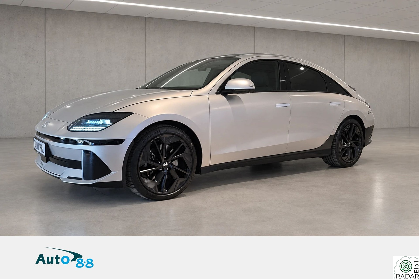 HYUNDAI IONIQ6 Premium RWD lang rekkevidde/Rask lading