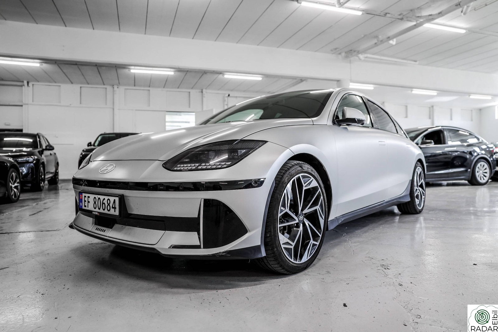 HYUNDAI IONIQ6 TOPPUTSTYRT PREMIUM HENGERFESTE SKINN HEADUP + INNBYTTE
