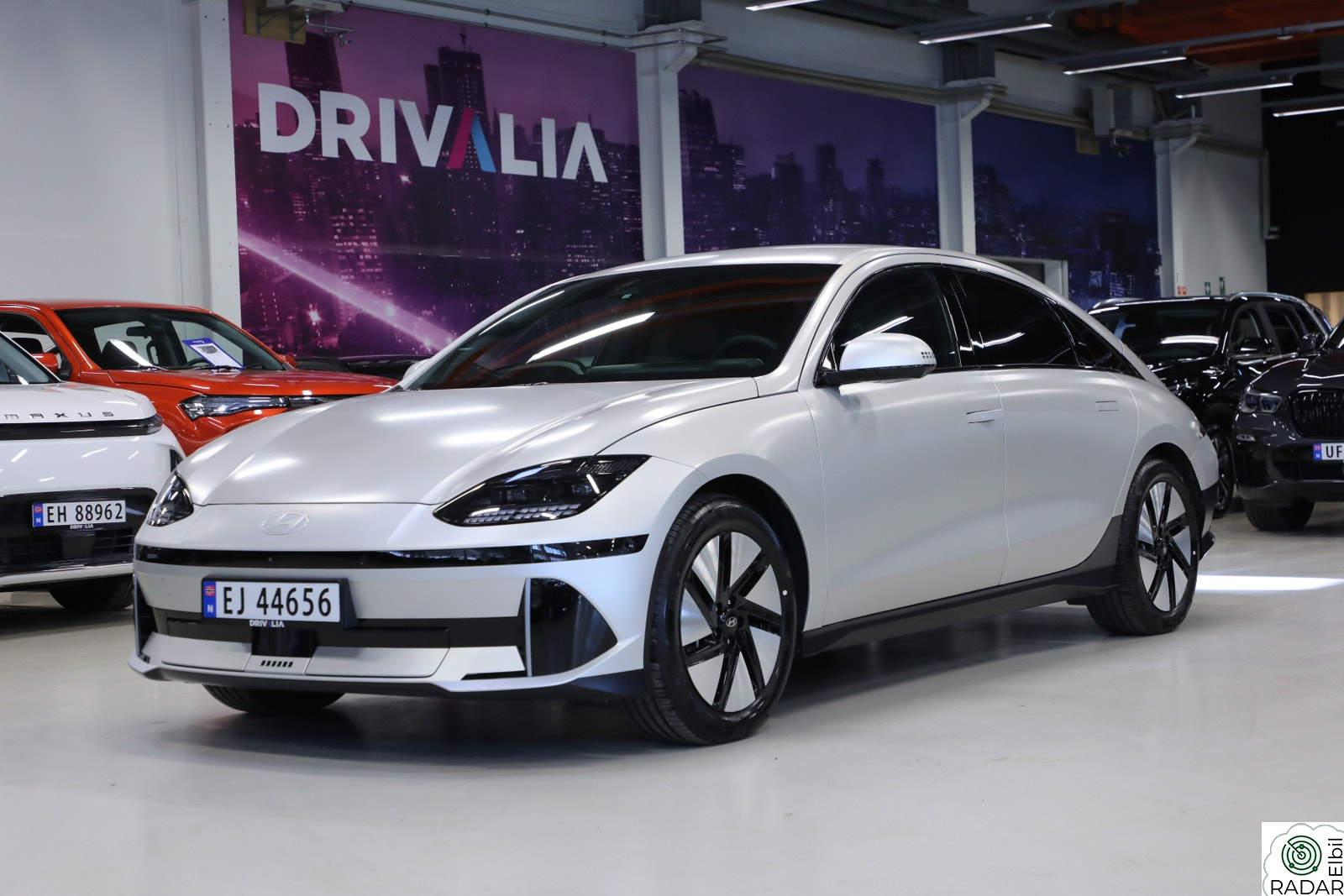 HYUNDAI IONIQ6 LR 4X4 PREMIUM/LEDLYS/BOSE/HUD/KAMERA/SKINN