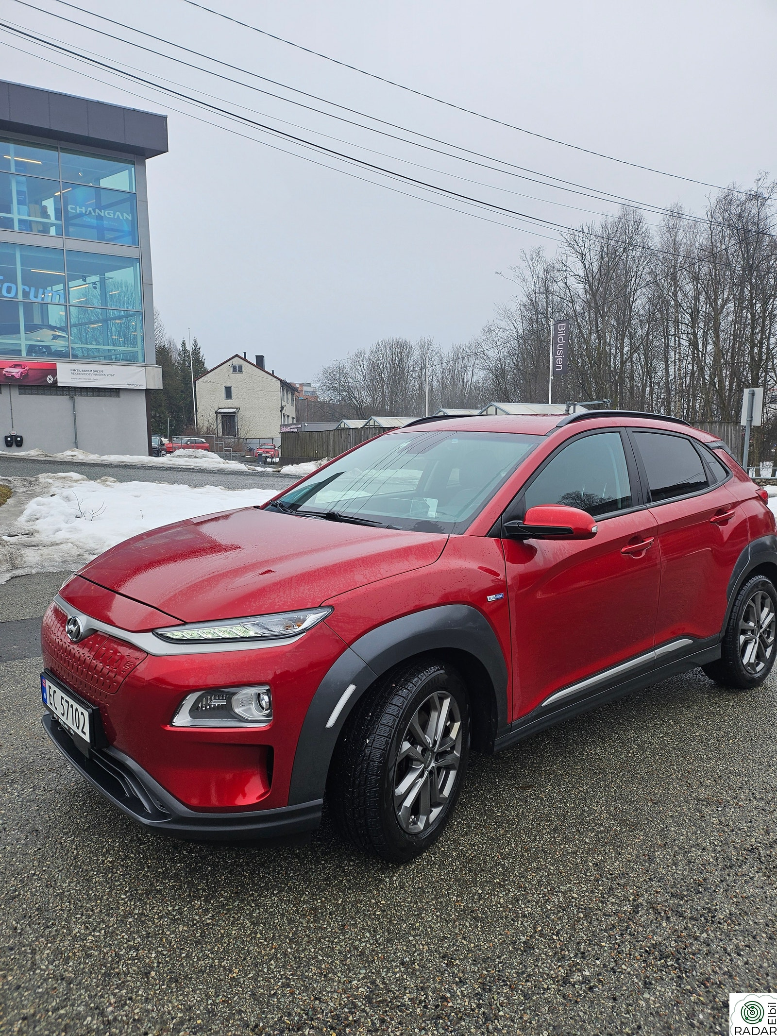 HYUNDAI Kona 64kWh/449km WLTP