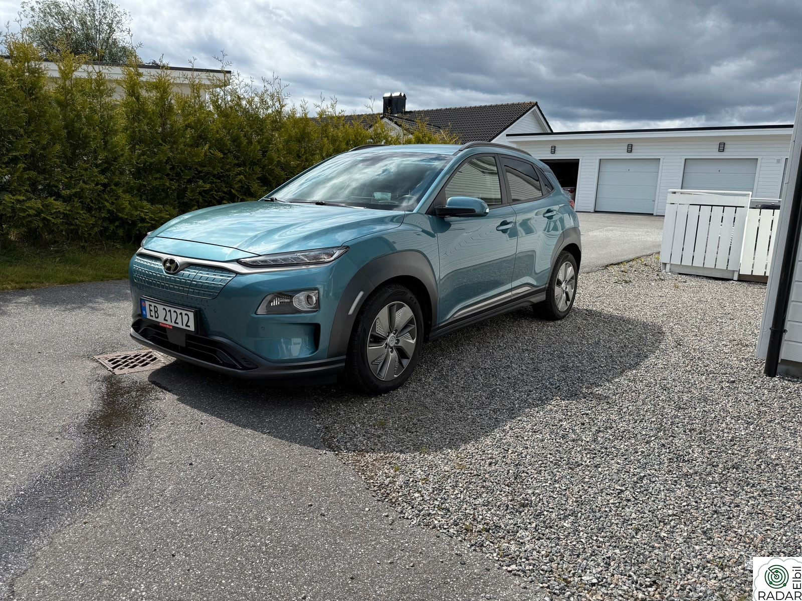 HYUNDAI Kona Premium